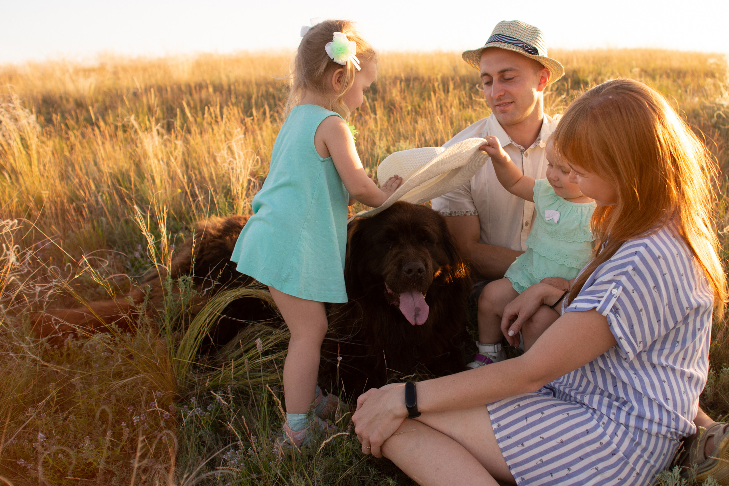 Аня, Вячеслав и дочки Соня и Лера. Ольга Плаксина фотограф в Саратове
