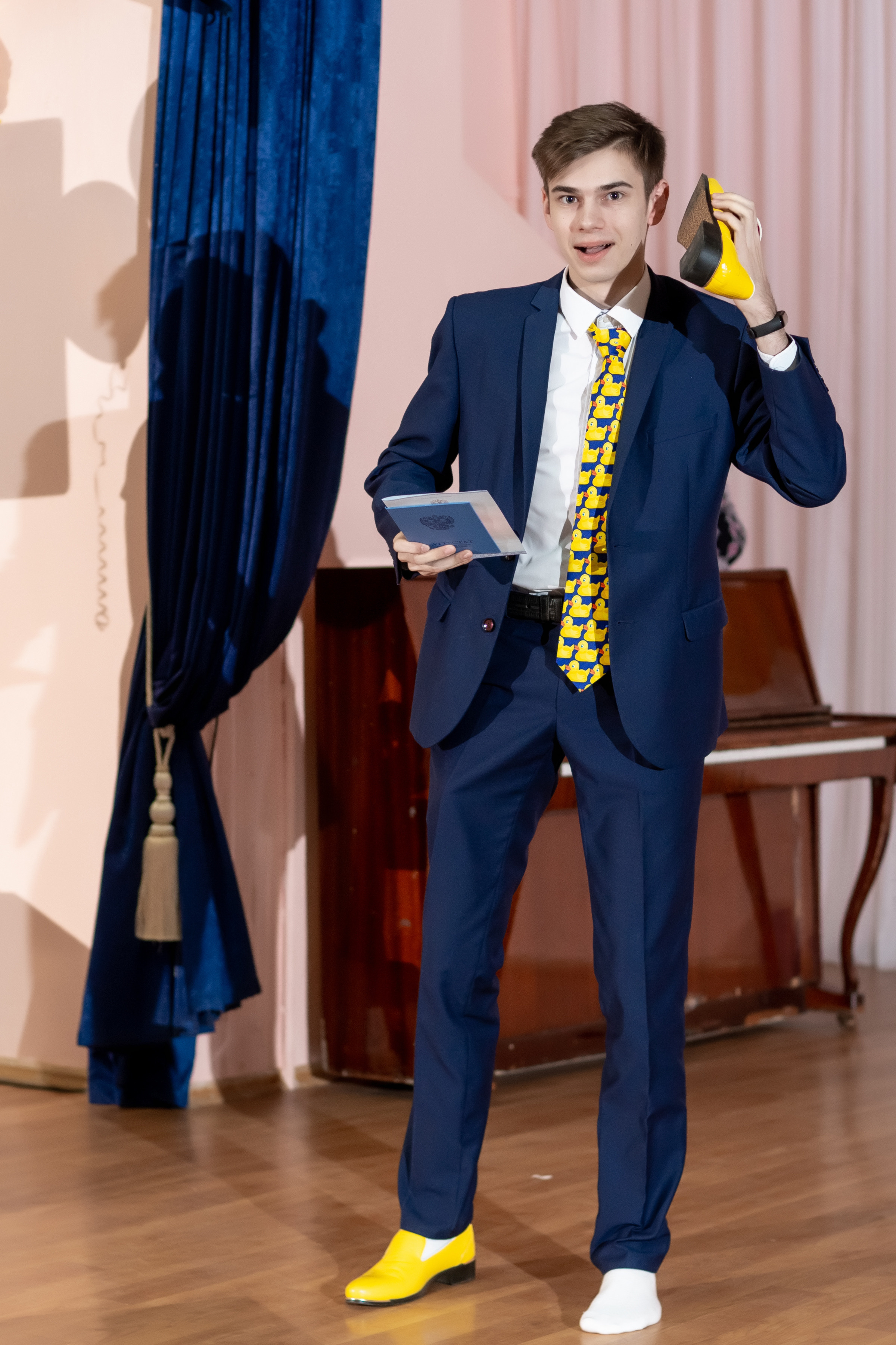 Фотосессия выпускного 2022. Ольга Плаксина фотограф в Саратове