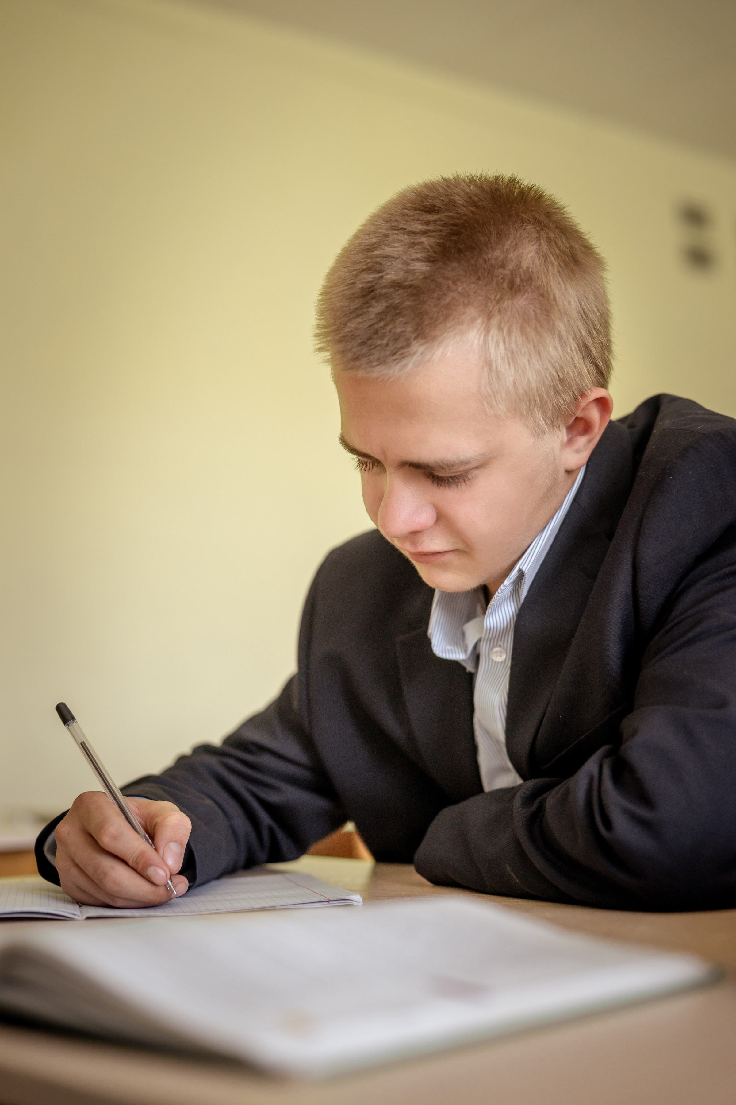 Фотосессия на выускной альбом 11 класс. Ольга Плаксина фотограф в Саратове