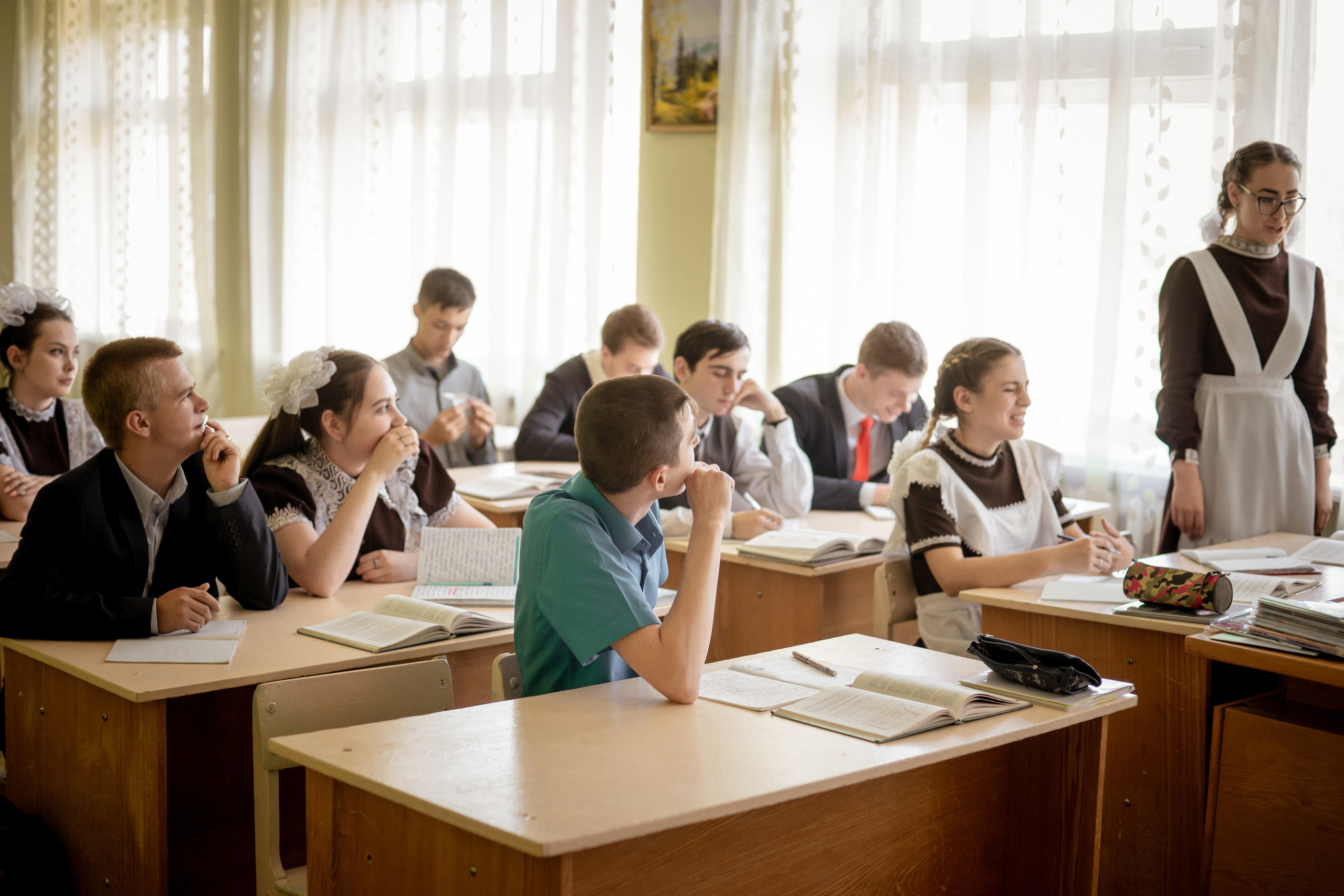 Фотосессия на выускной альбом 11 класс. Ольга Плаксина фотограф в Саратове