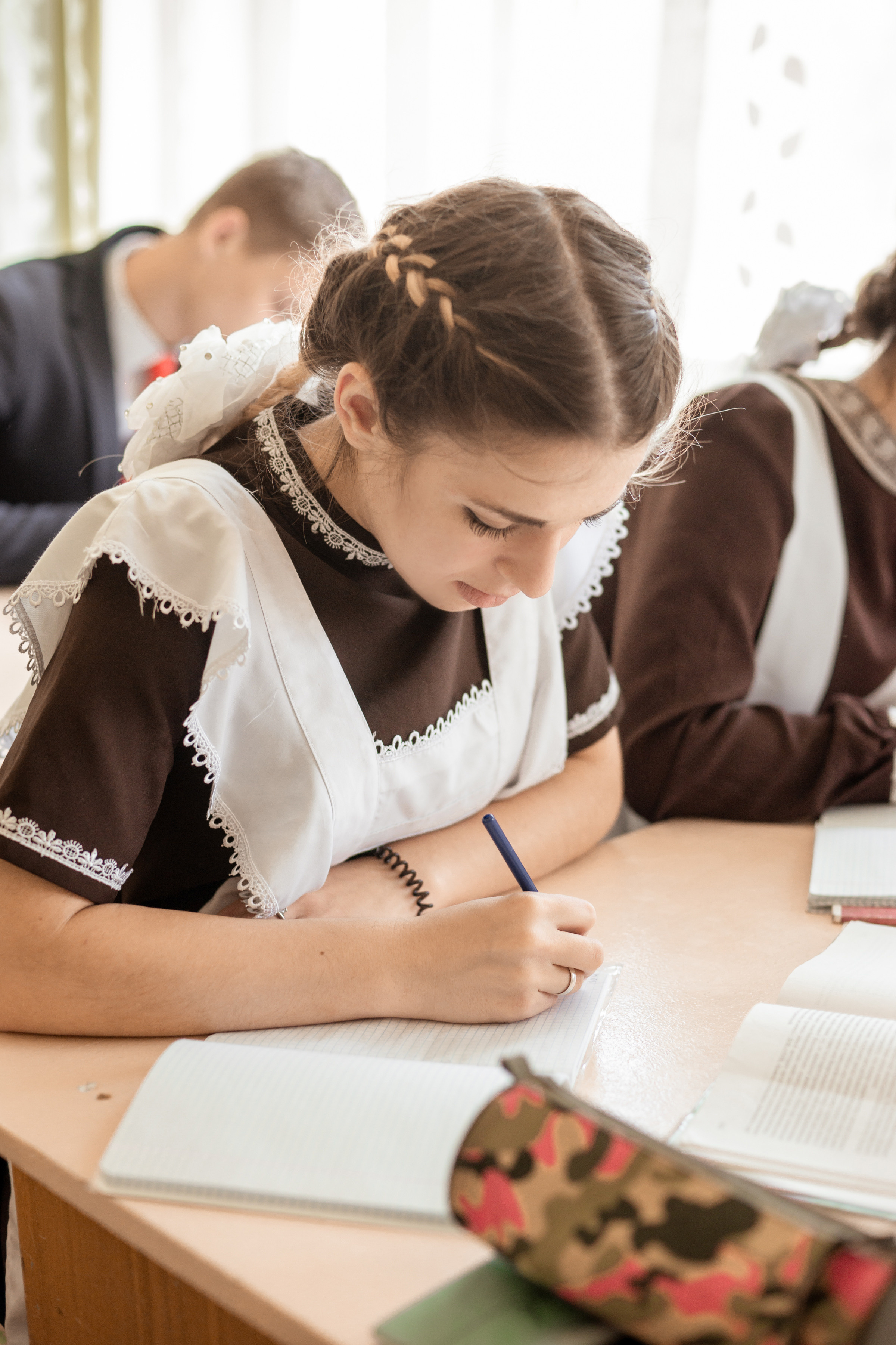 Фотосессия на выускной альбом 11 класс. Ольга Плаксина фотограф в Саратове