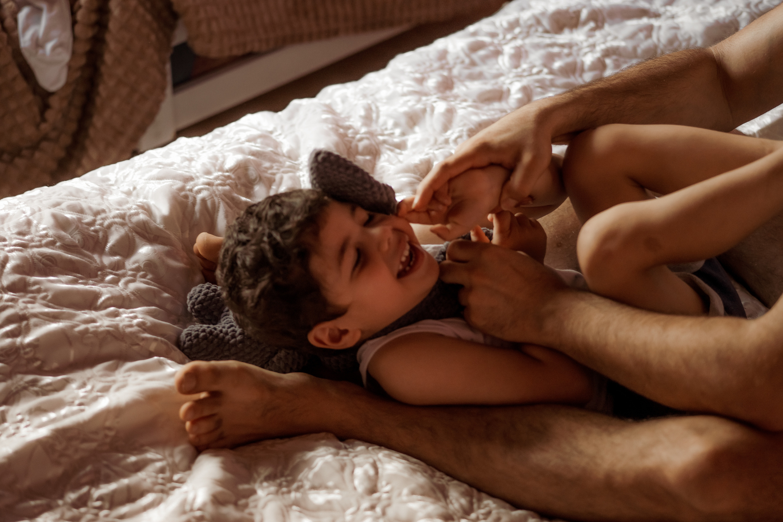 Домашняя  с новым членом семьи с маленькой дочкой. Ольга Плаксина фотограф в Саратове