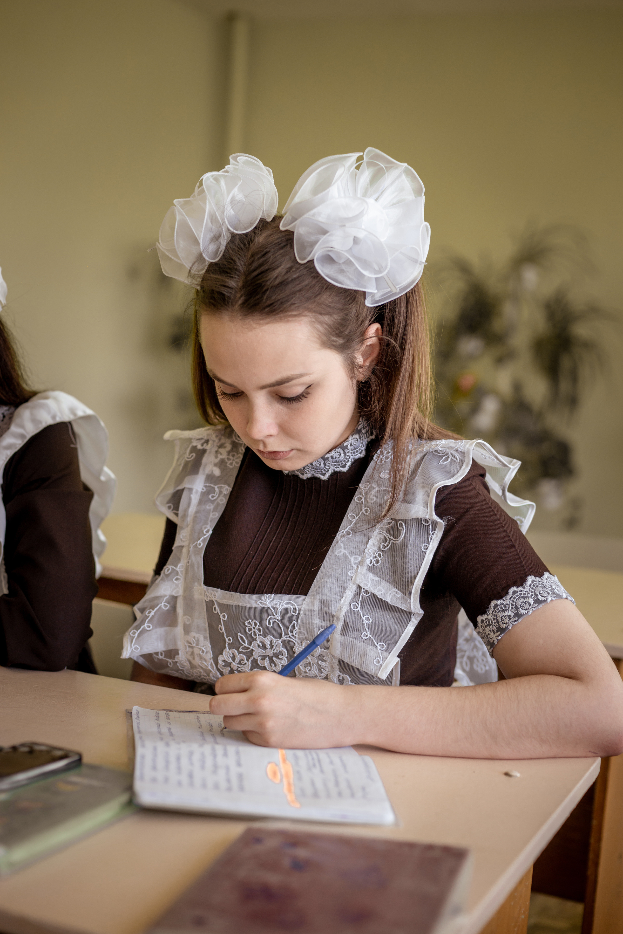 Фотосессия на выускной альбом 11 класс. Ольга Плаксина фотограф в Саратове