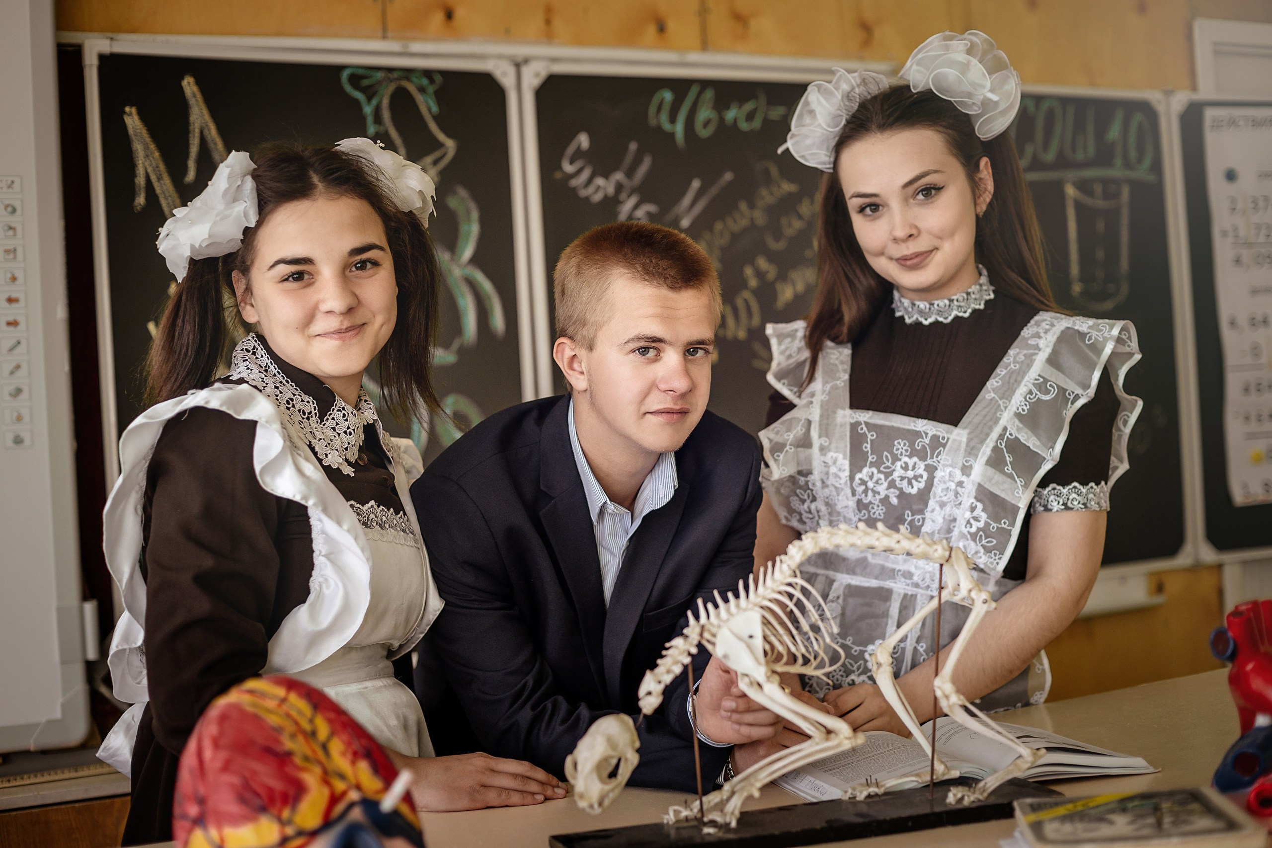 Фотосессия на выускной альбом 11 класс. Ольга Плаксина фотограф в Саратове