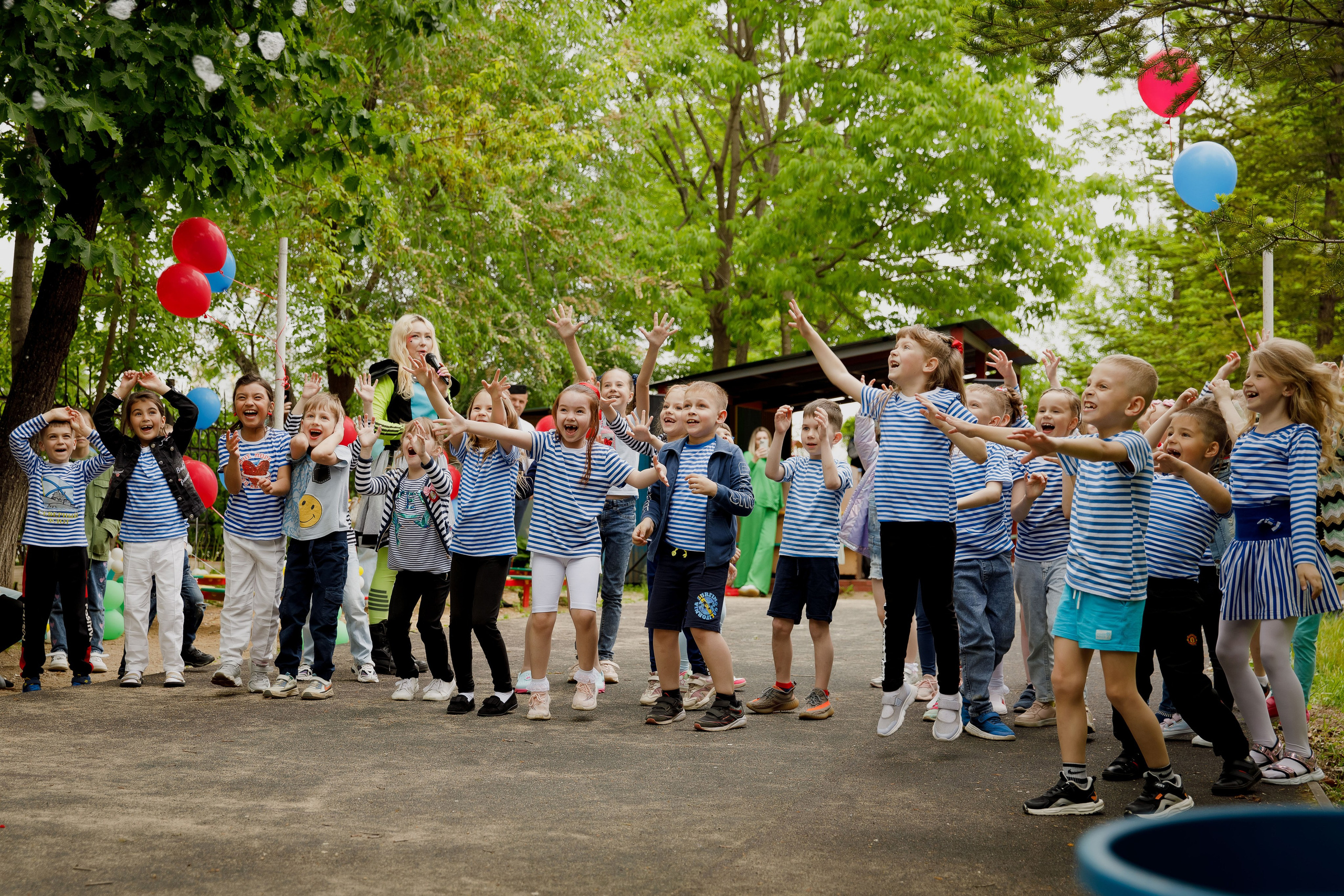 Выпускной ДС 23. Photoalbum-vl.ru