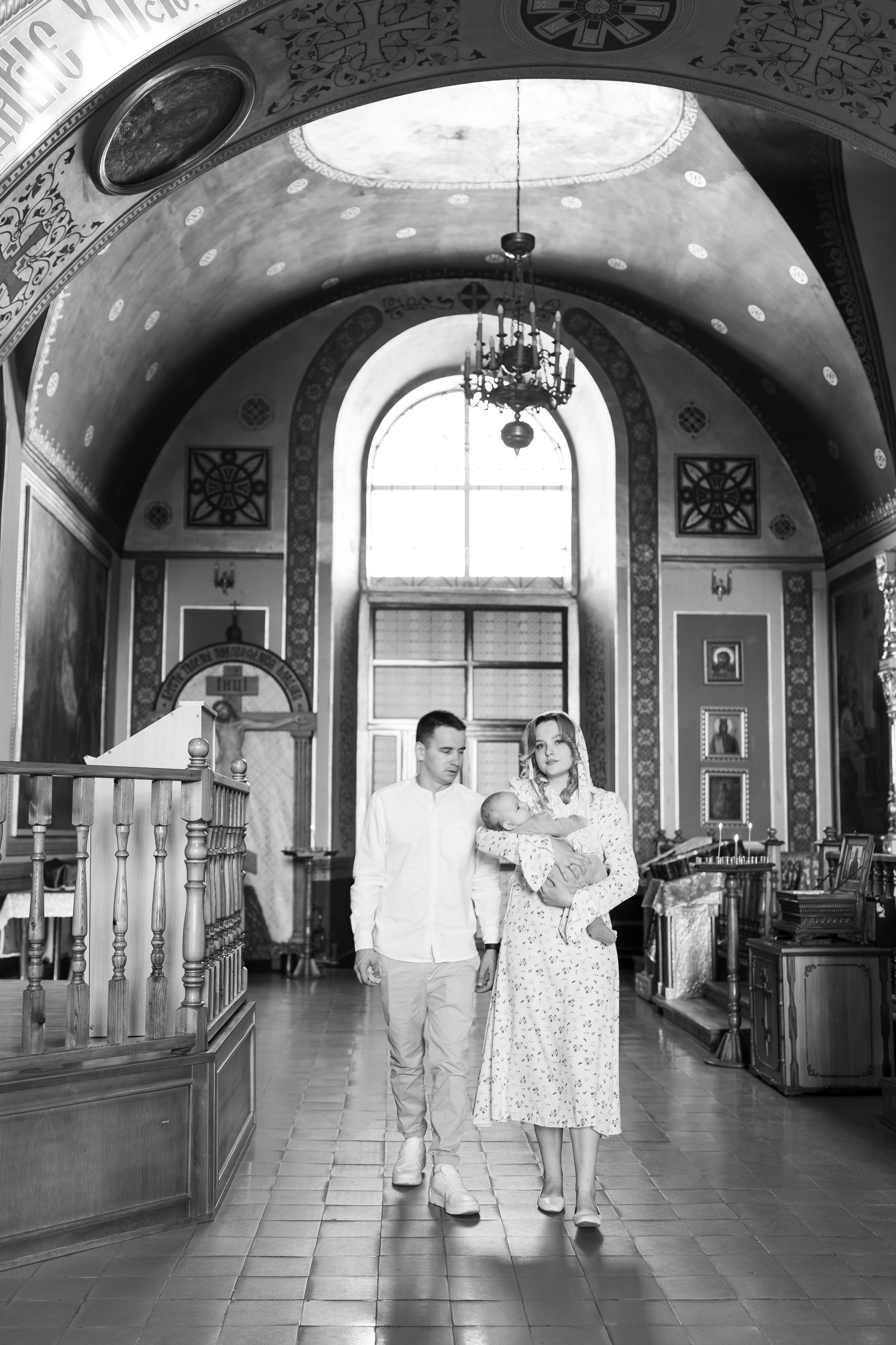 Крещение Михаила в Николаевской церкви. Анастасия Безуглова- свадебный фотограф в Таганроге