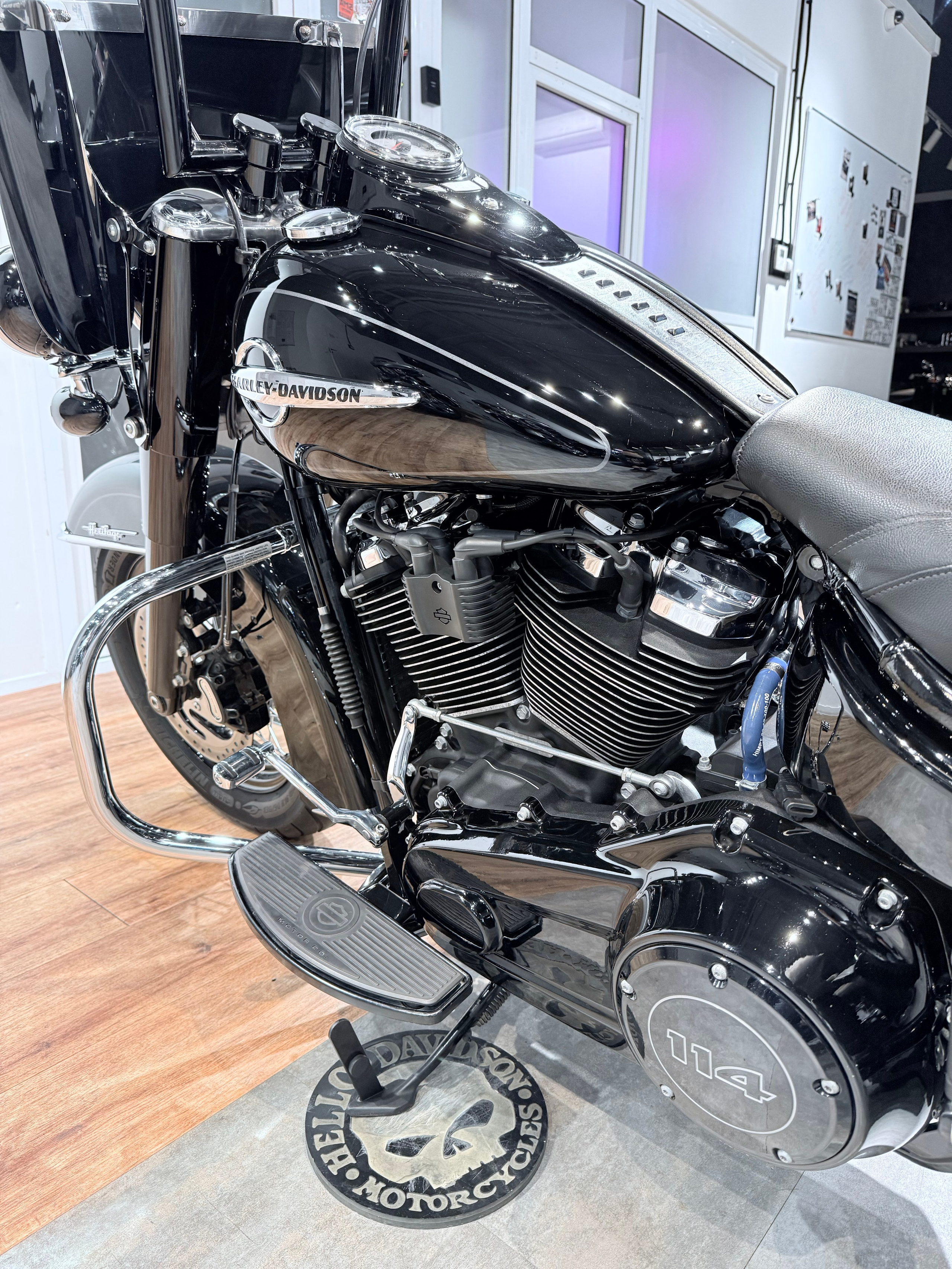 2018 Softail Heritаgе 114 Вlack Мехiсan. Hello Davidson, Москва. Только хорошие мотоциклы…