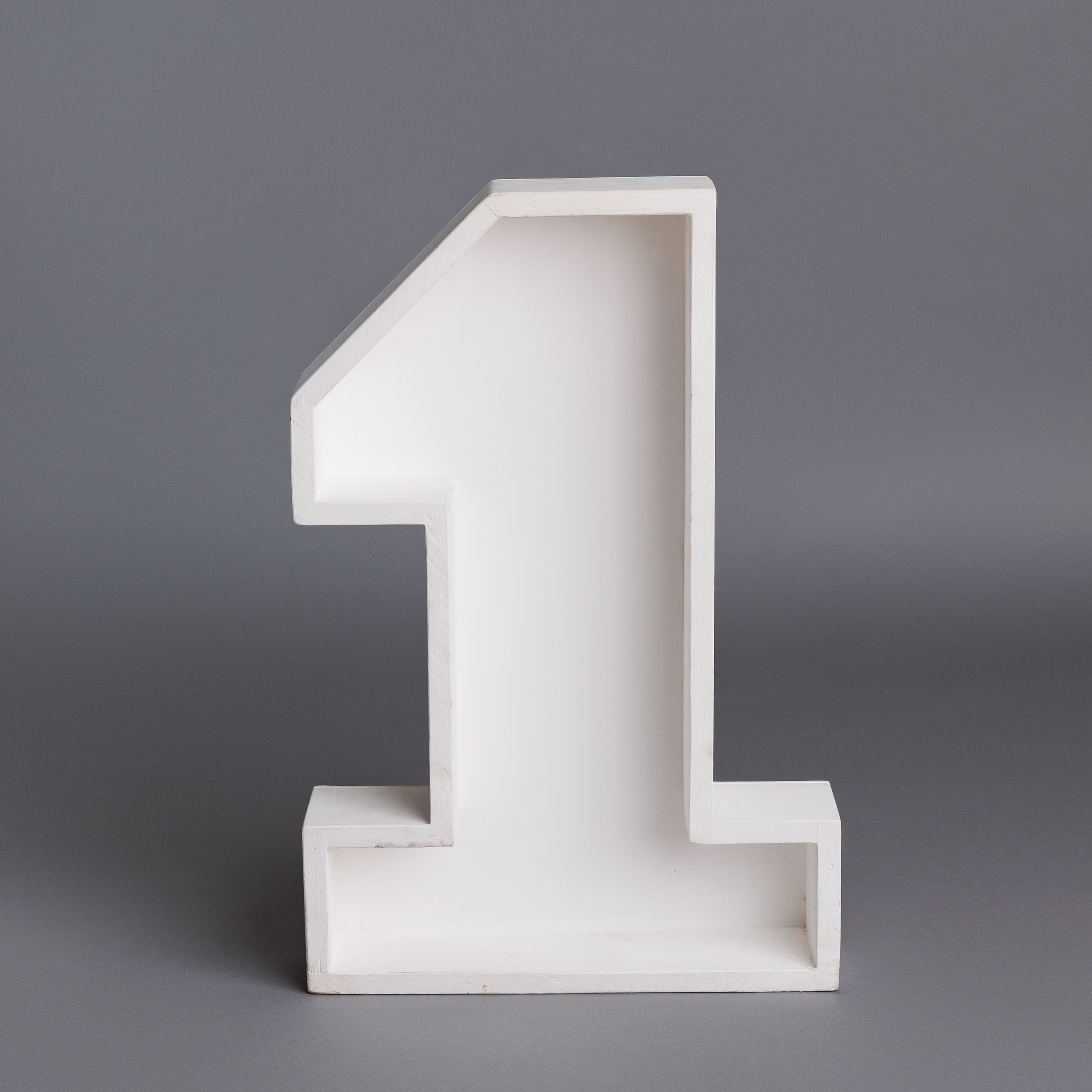 ДЕРЕВЯННЫЙ РЕКВИЗИТ. Фотостудия в Строгино