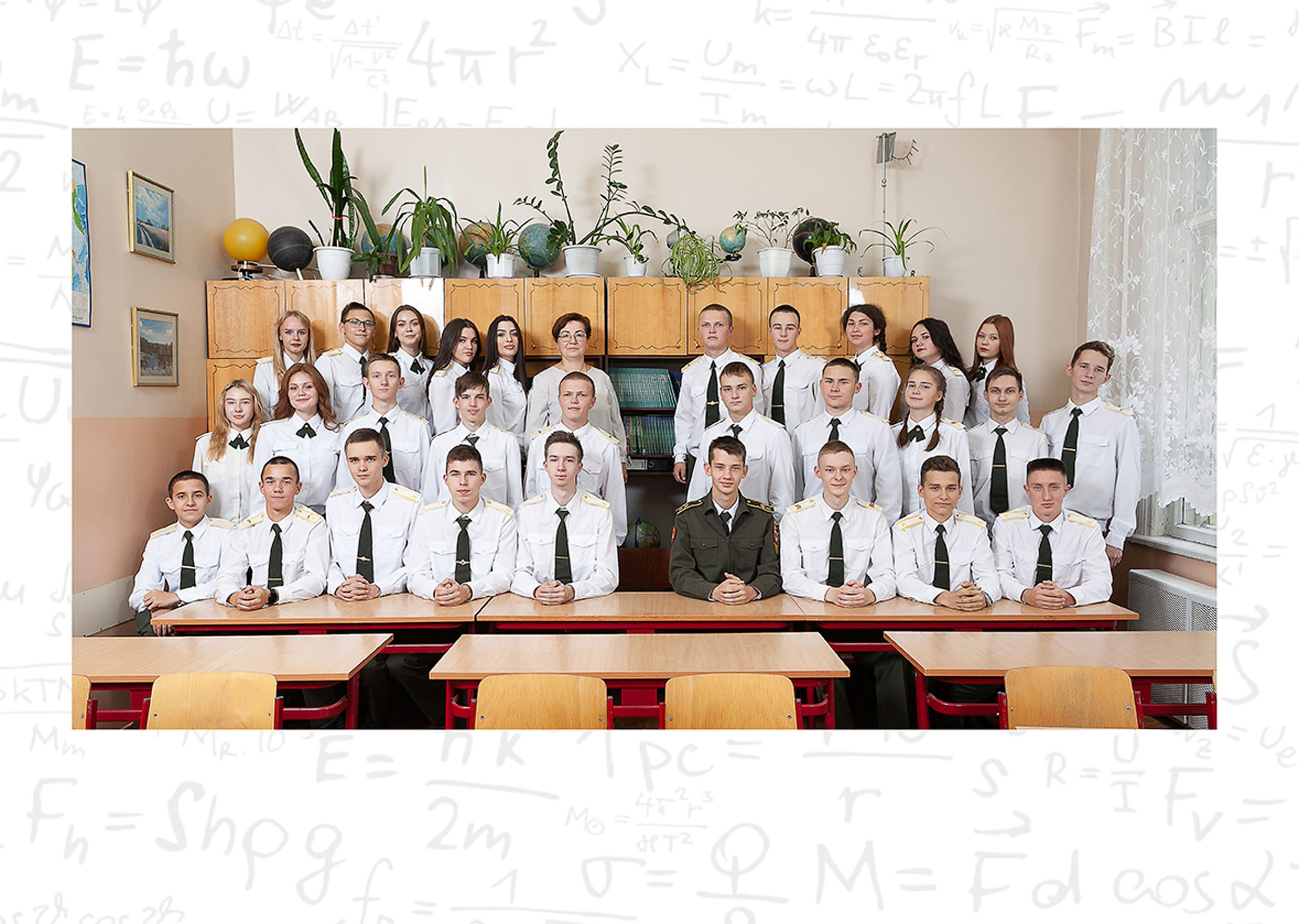 Выпускной альбом для выпускников 11 кадетского класса в Вологде