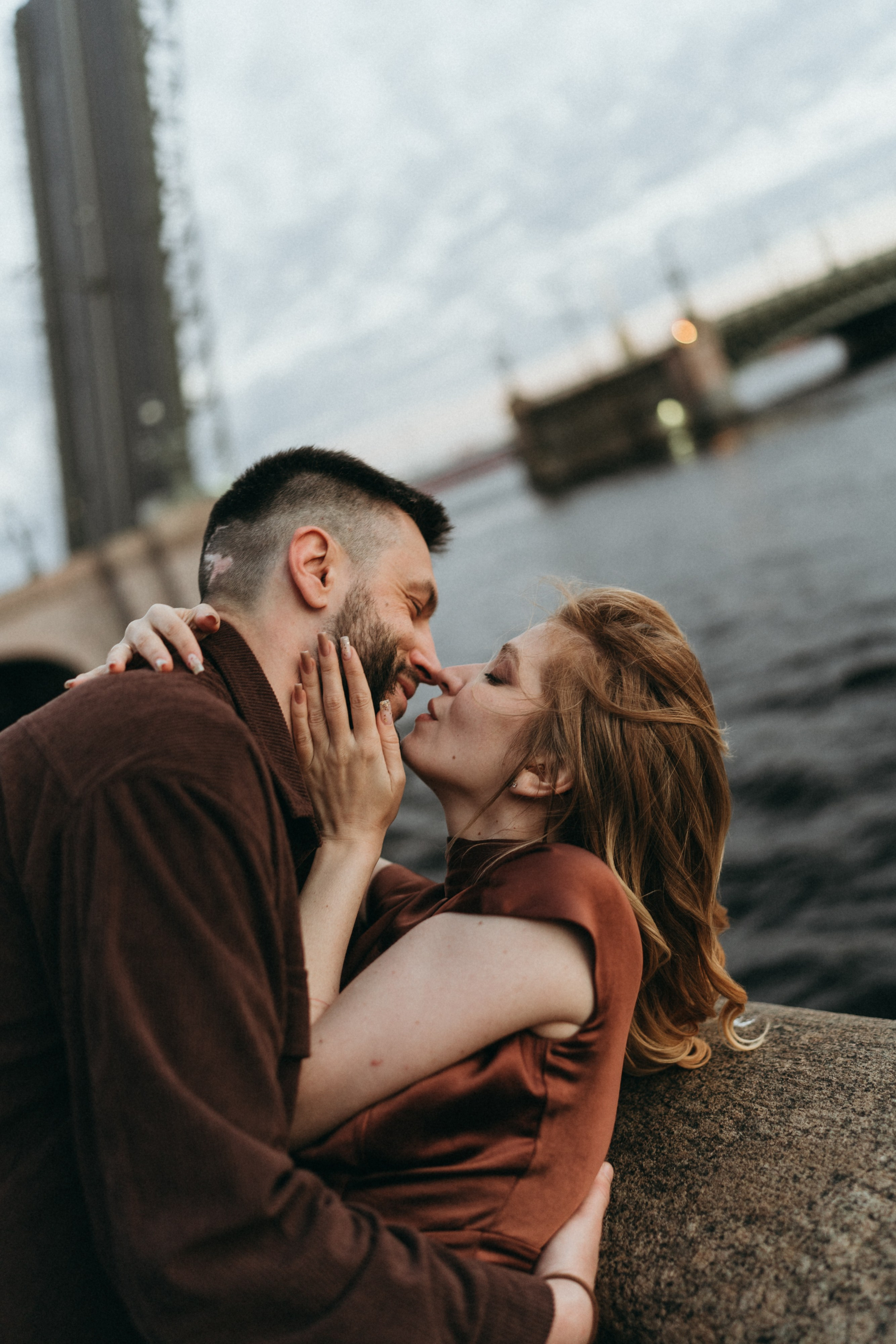 Максим и Настя / Разводные мосты. Фотограф в Санкт-Петербурге — Лучина Екатерина