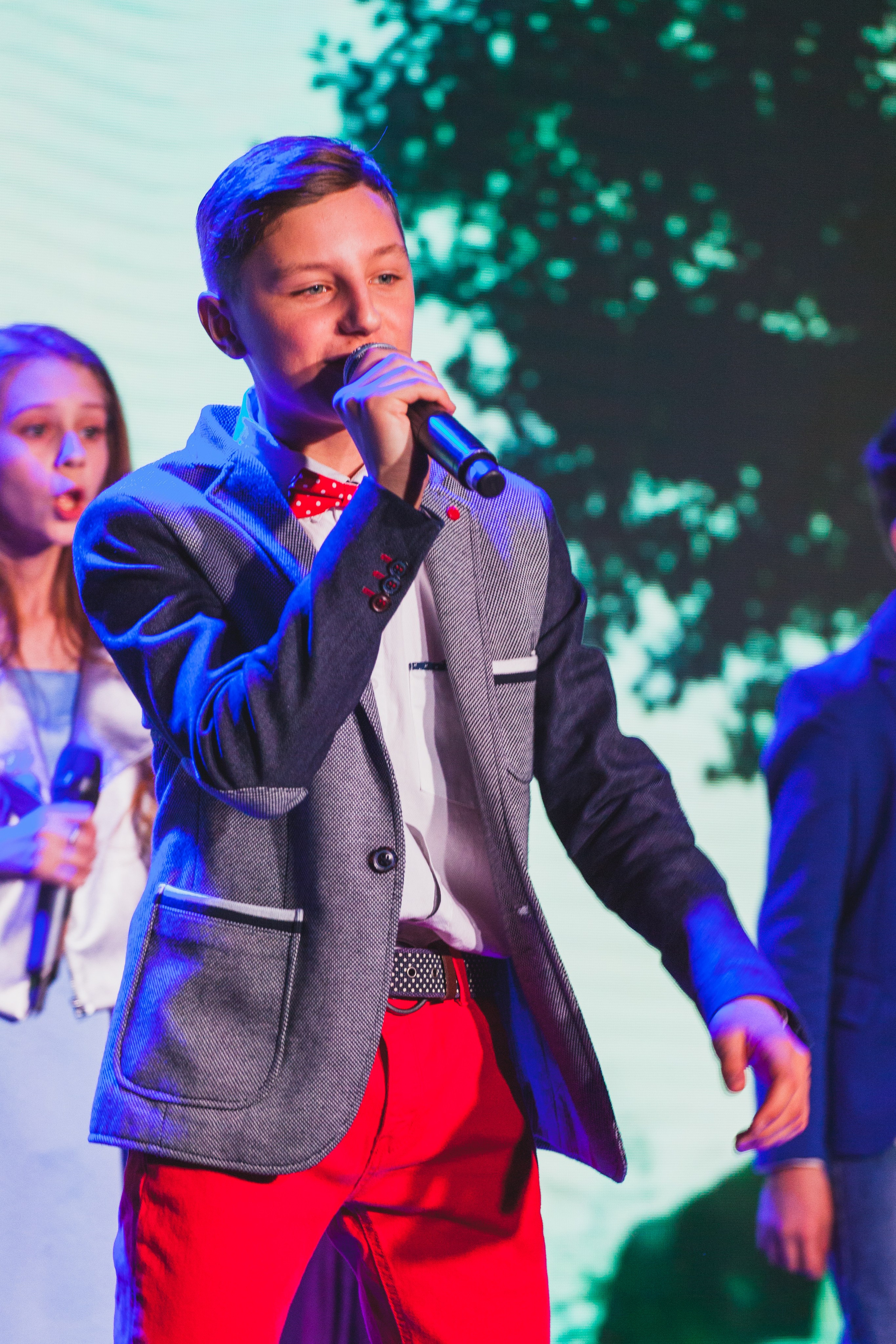 О2ТВ группа СТРАНА. Видеооператор/Фотограф Николай Завьялов