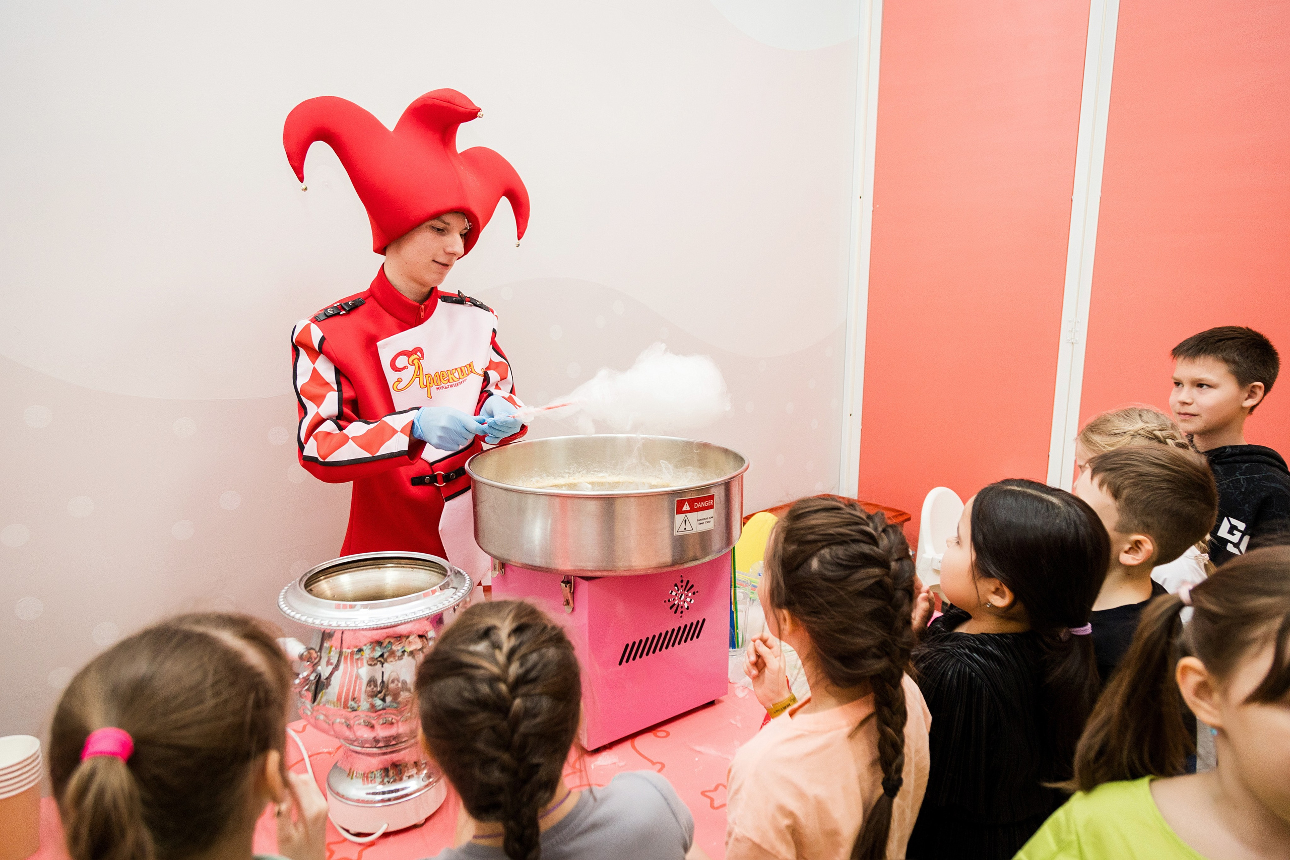 День рождения Арлекина. Детский фотограф видеограф в Хабаровске Михаил Орлов