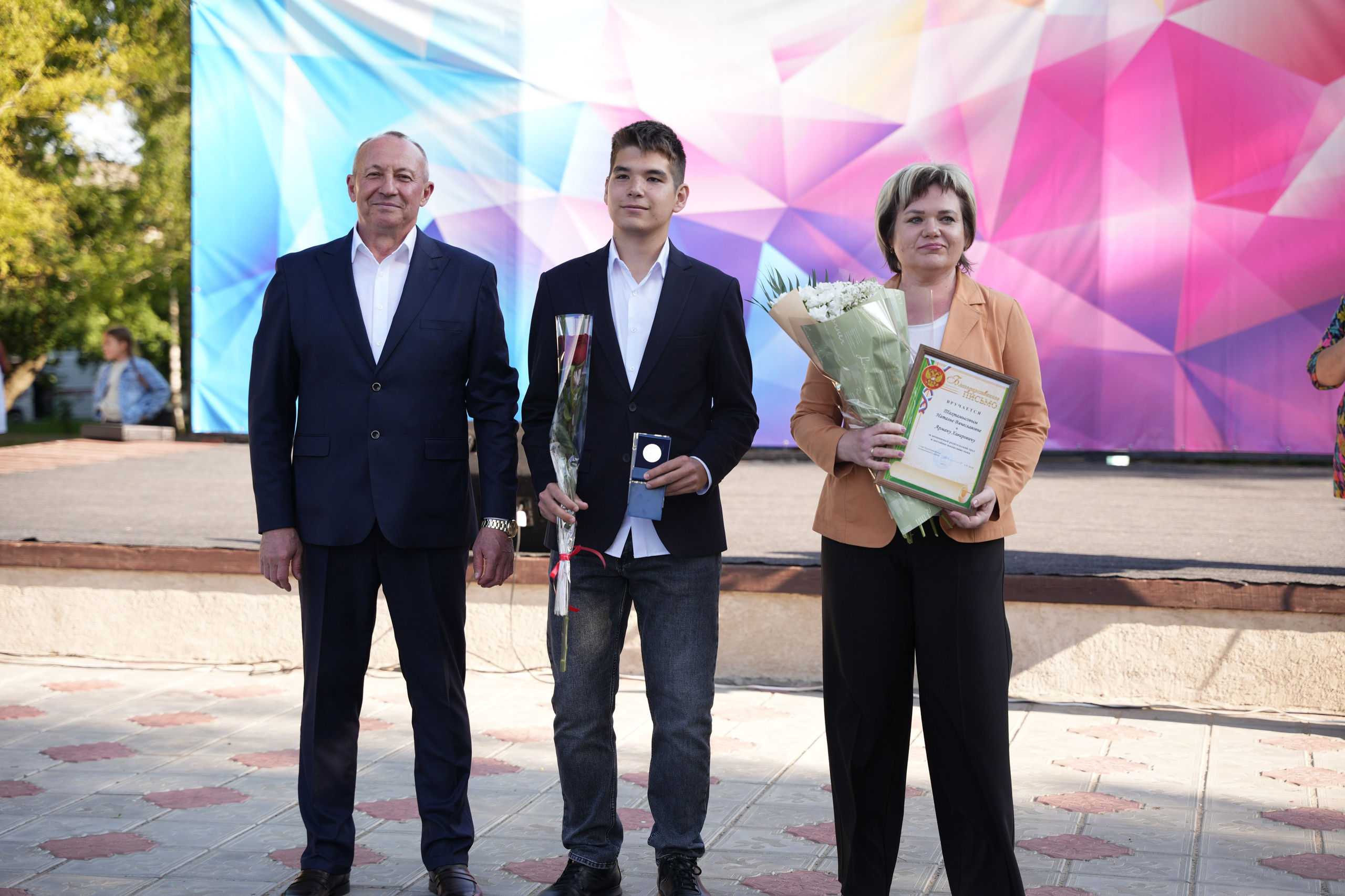 Выпускной в парке. Ольга Плаксина фотограф в Саратове