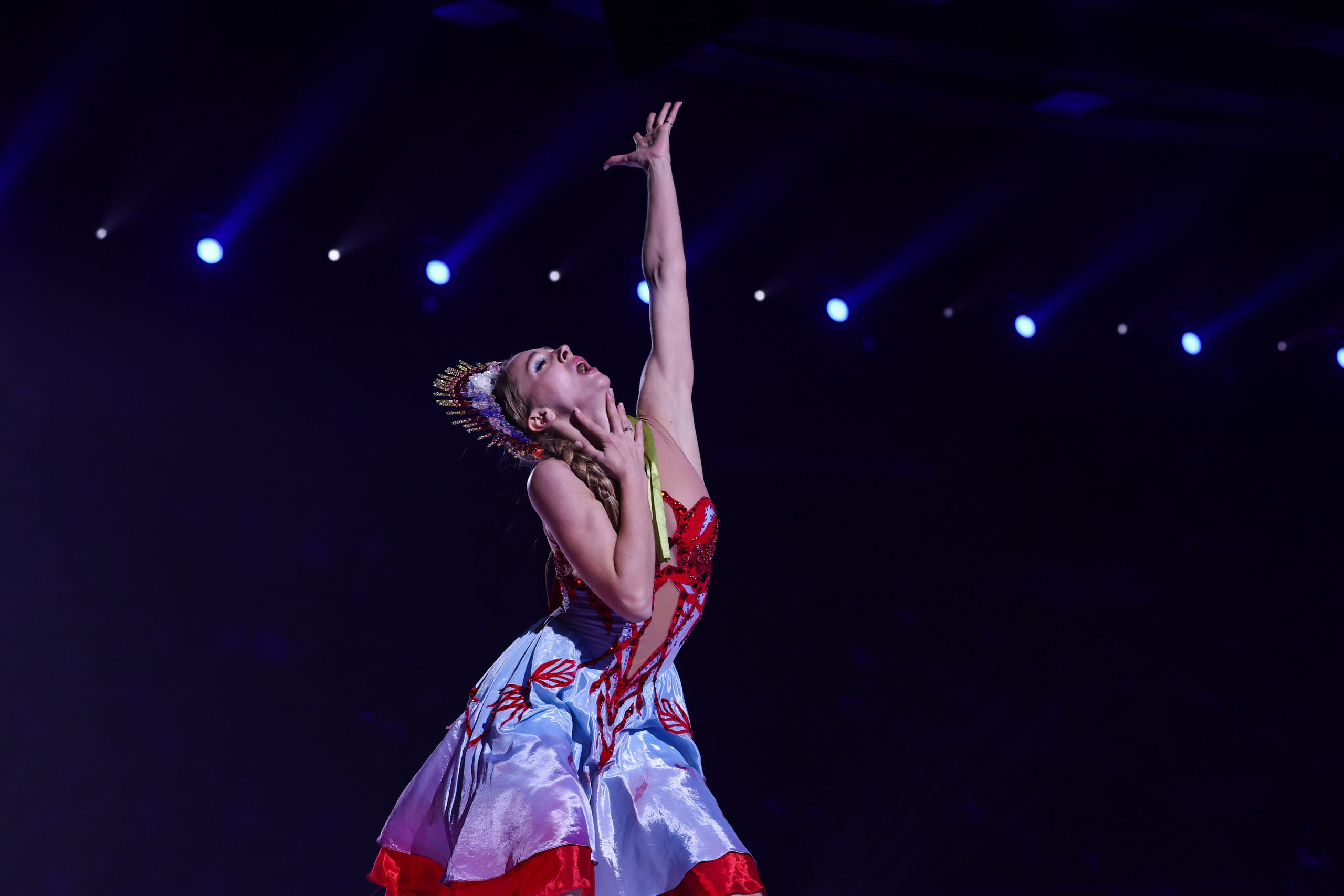 «Вечера на хуторе» ледовое шоу 25.12.2025. Спортивный и репортажный фотограф Антон Тереханов