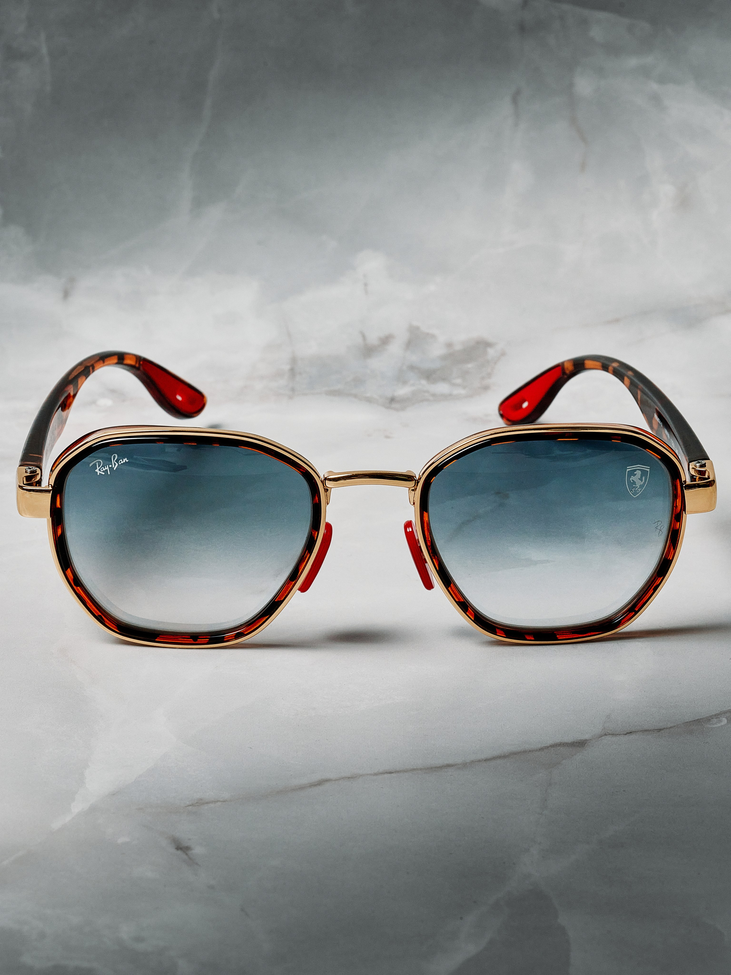 Очки RayBan. Главная