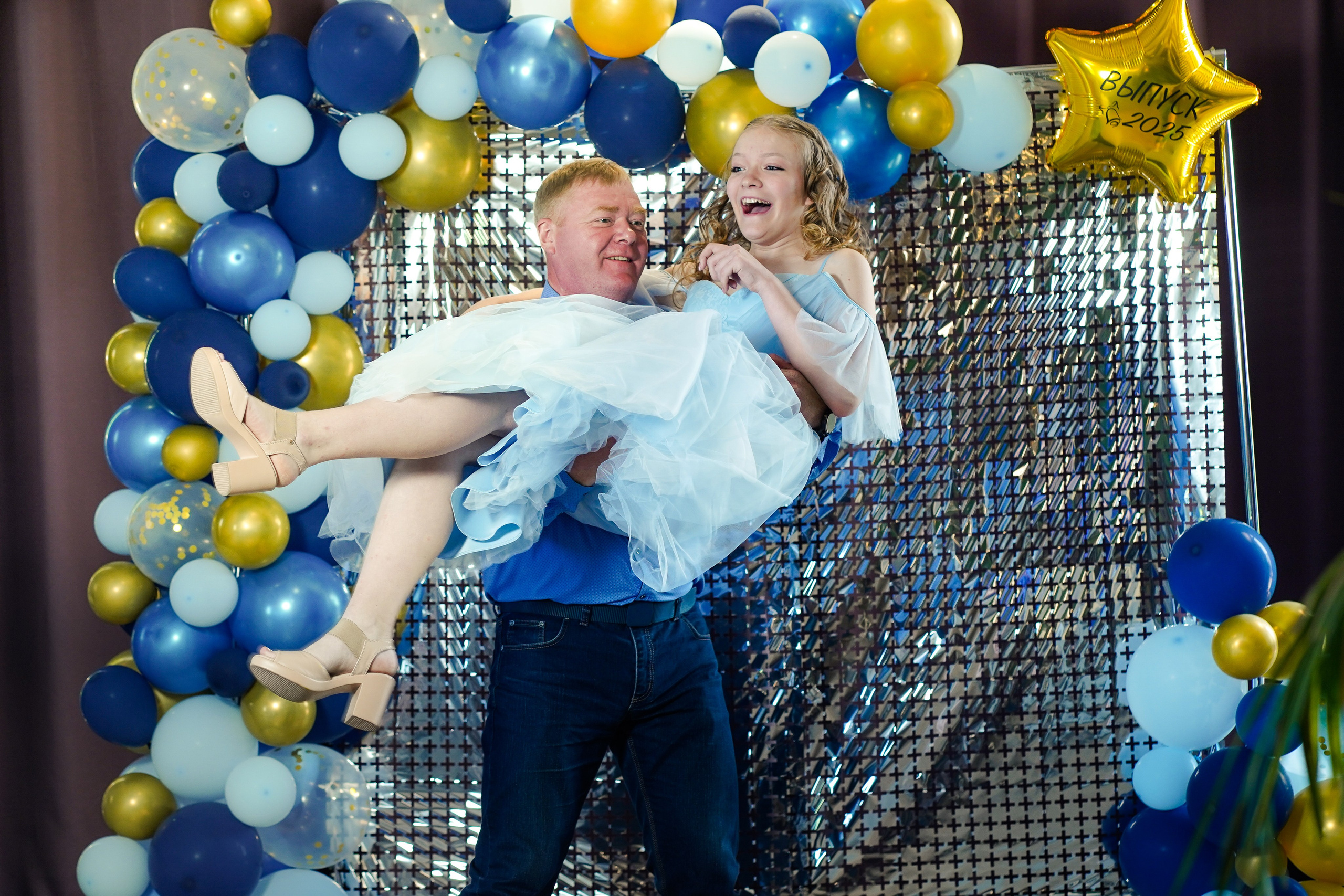 Выпускной вечер, гимназия № 40, 9 класс. Семейный и портретный фотограф в Екатеринбурге Анна Лобанова