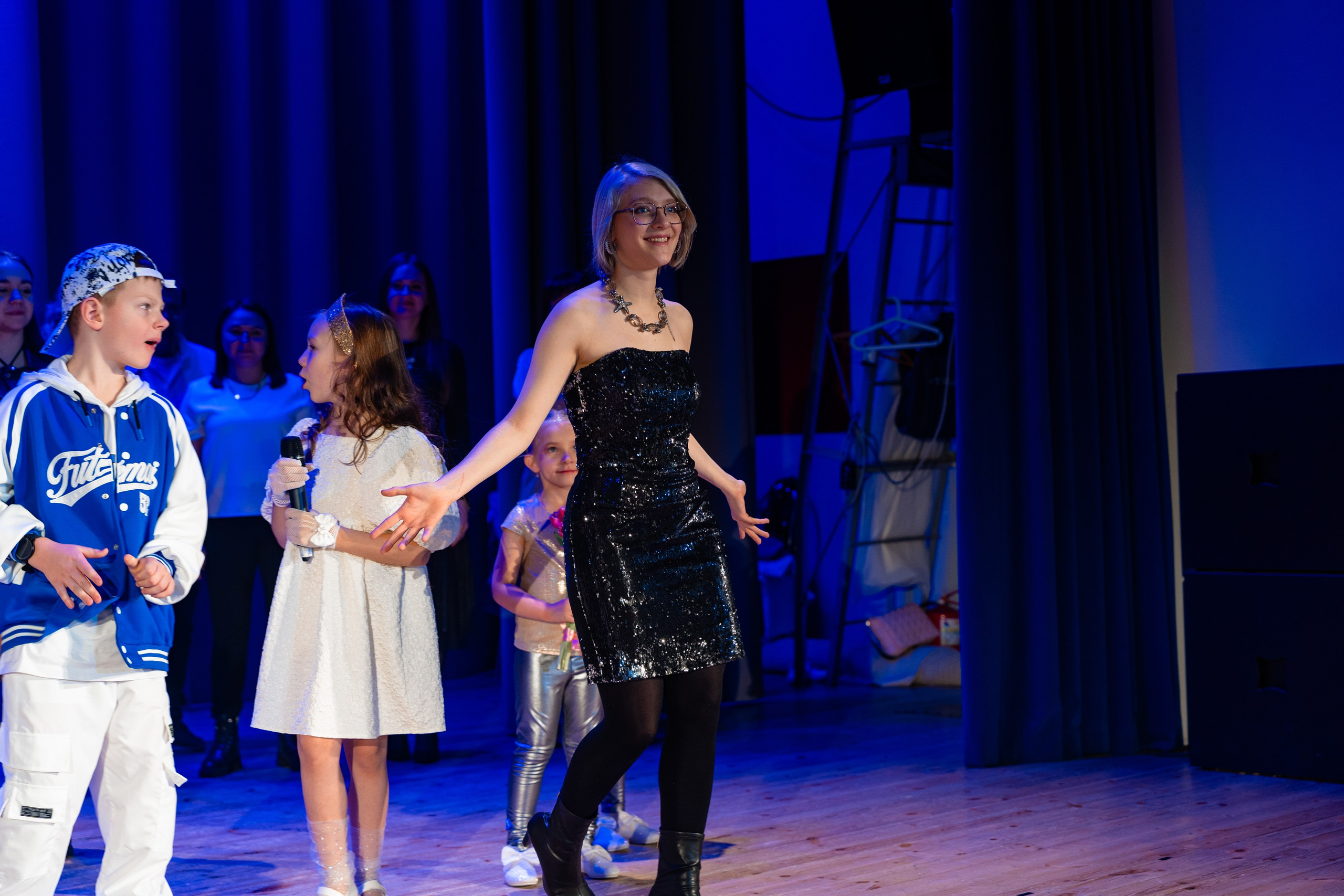 Концерт ДК Буривестник. Фотограф Никита Комаров