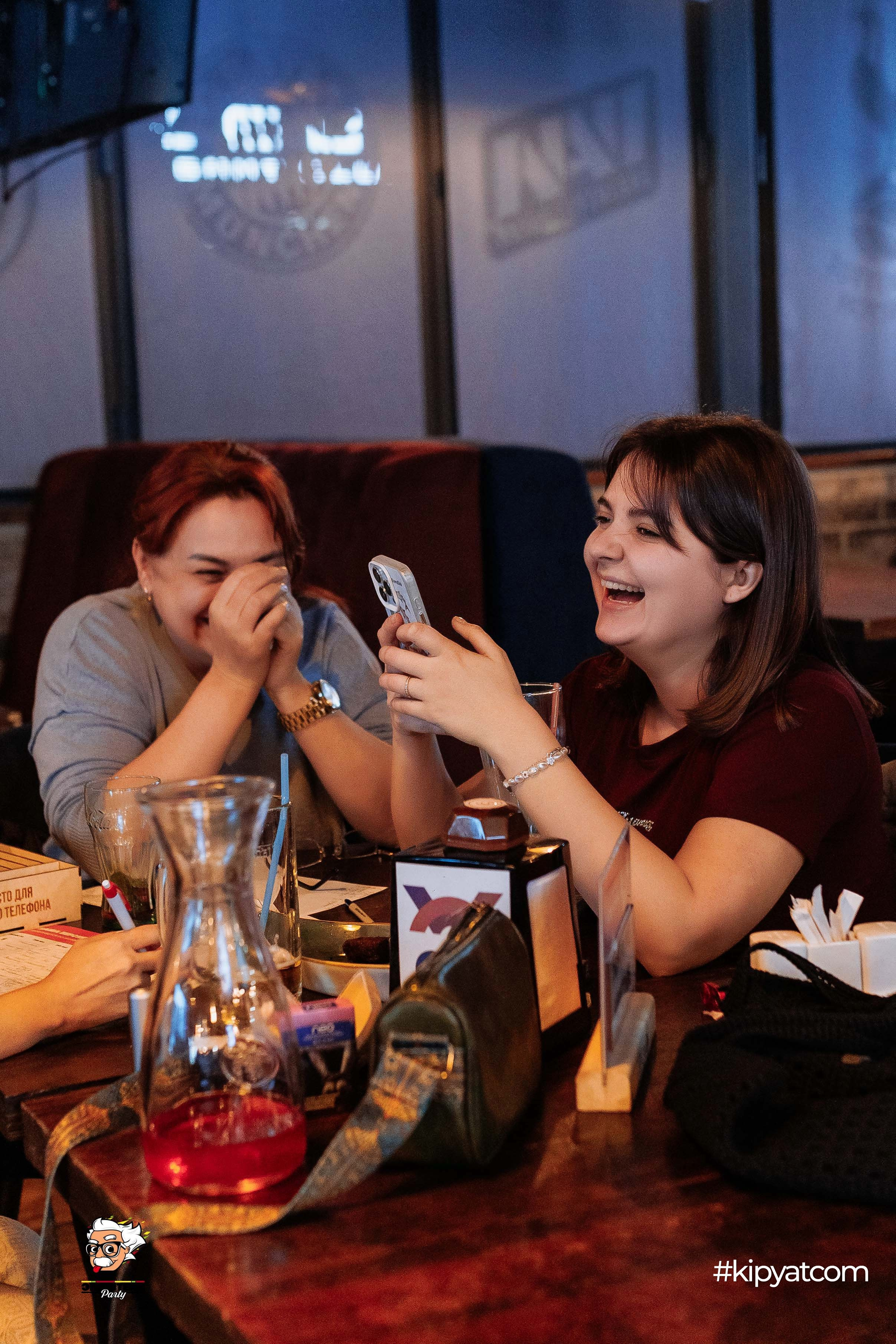 Эйнштейн Party