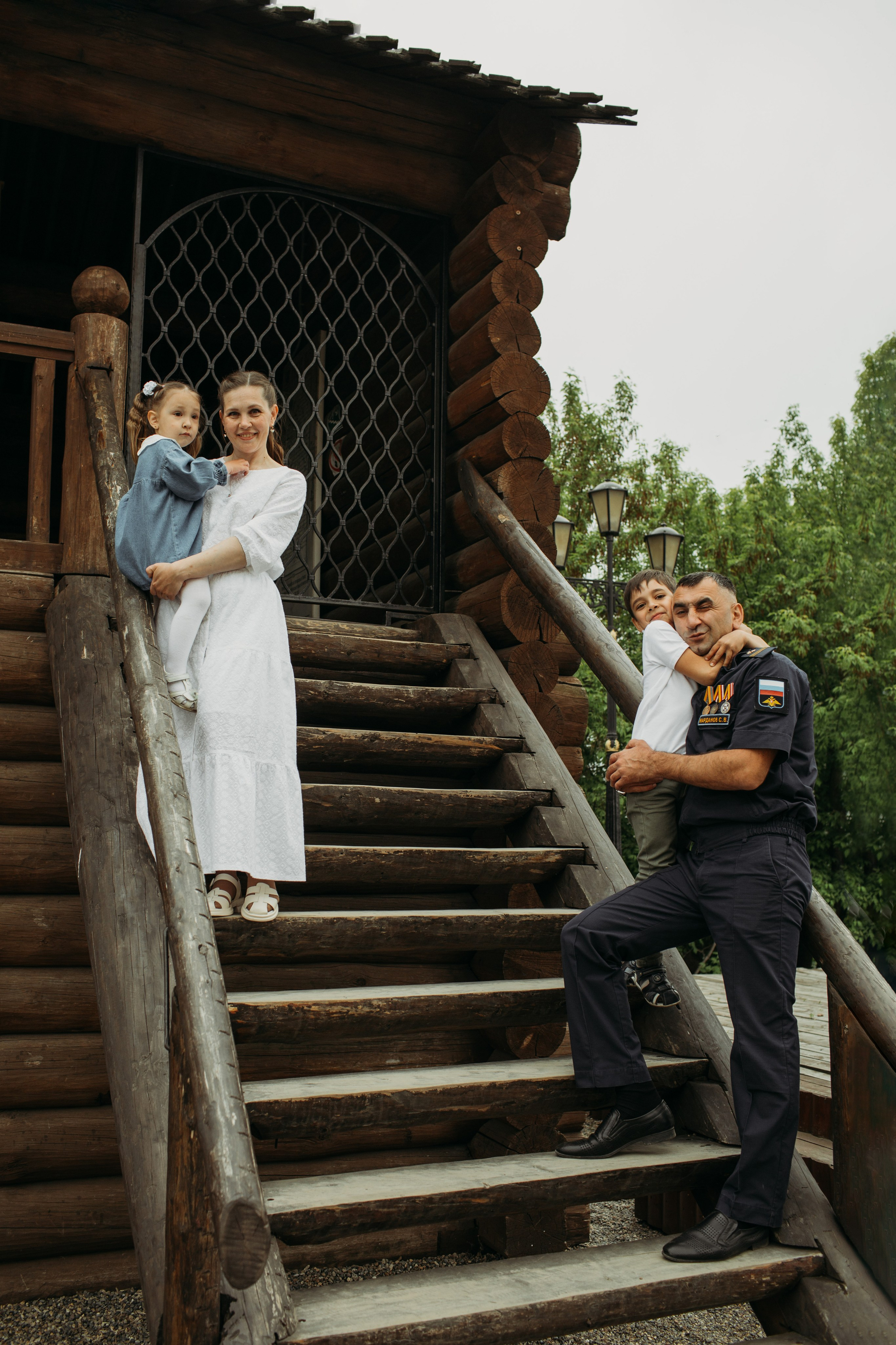 Амина, Малик, Юля, Сахиб. Семейный фотограф Томск