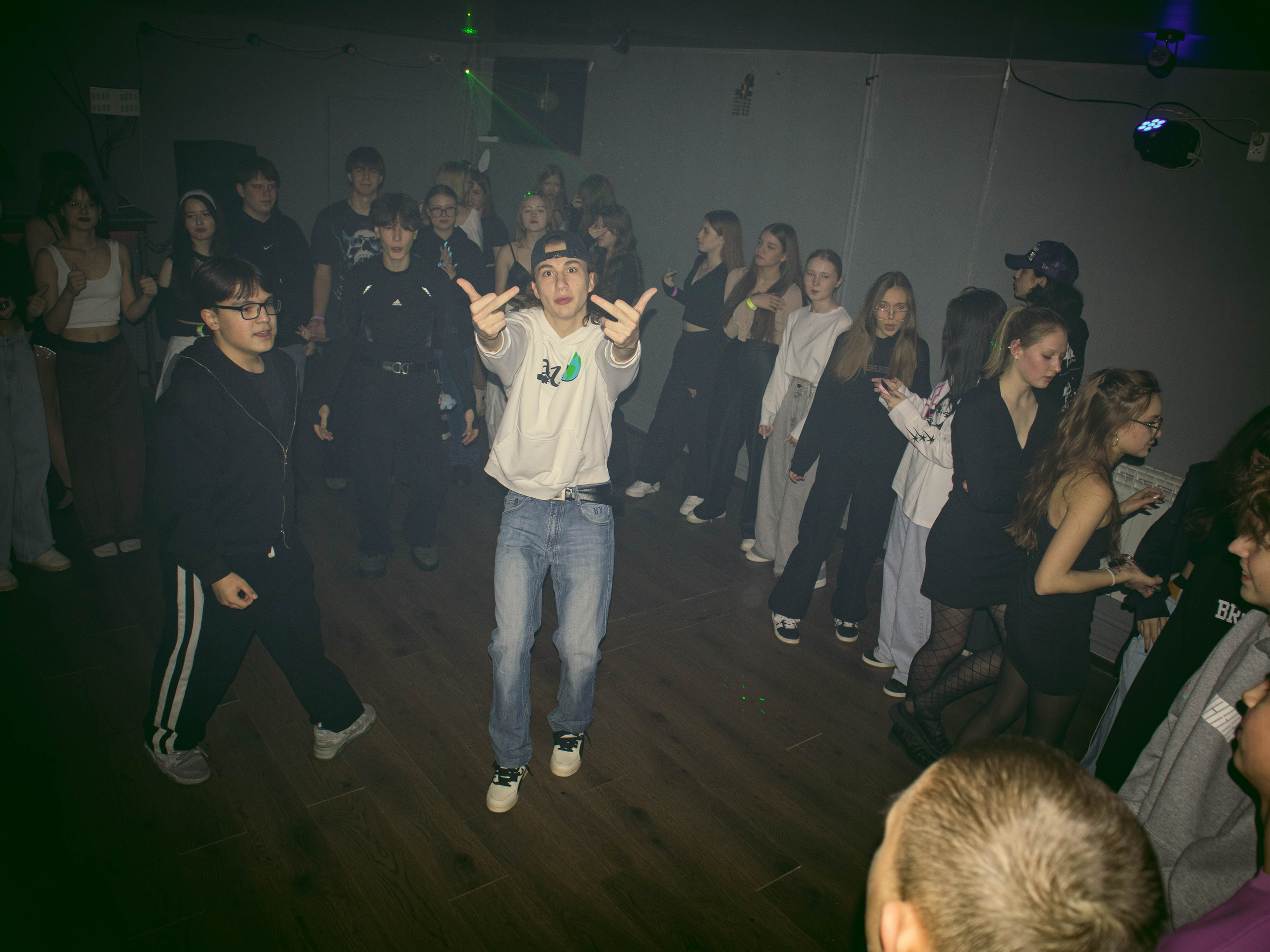 MOSHPIT. Фотограф и видеограф в Бугульме Аня Трутнева