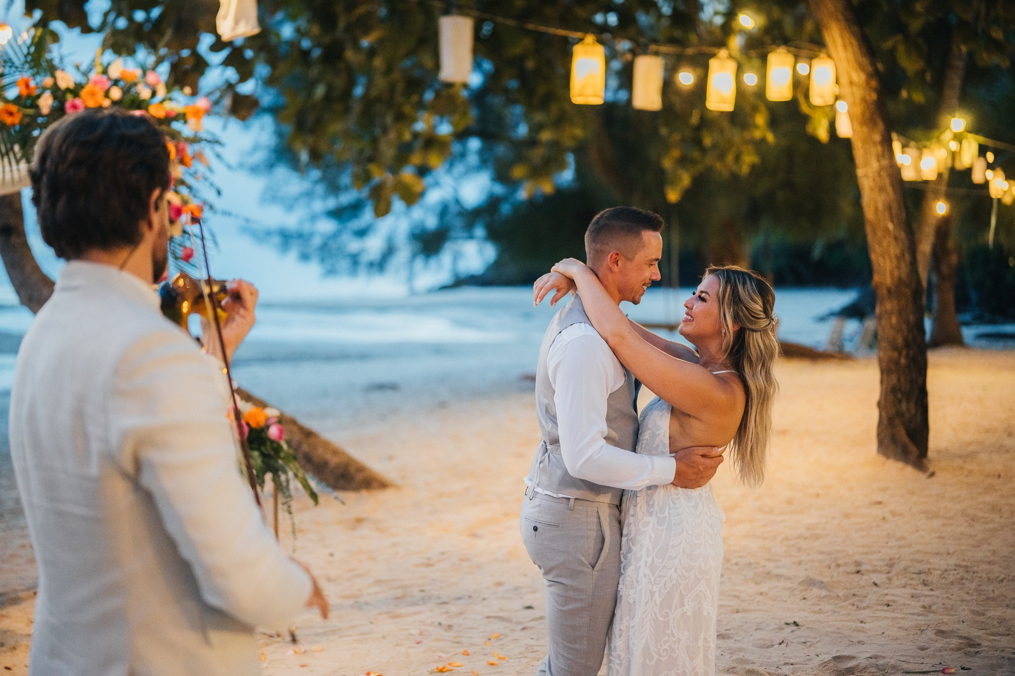 Andrew and Ashley 15.04.2025. Mariage à Koh Samui, en Thaïlande. Whatsapp: +66 94 3 650 301