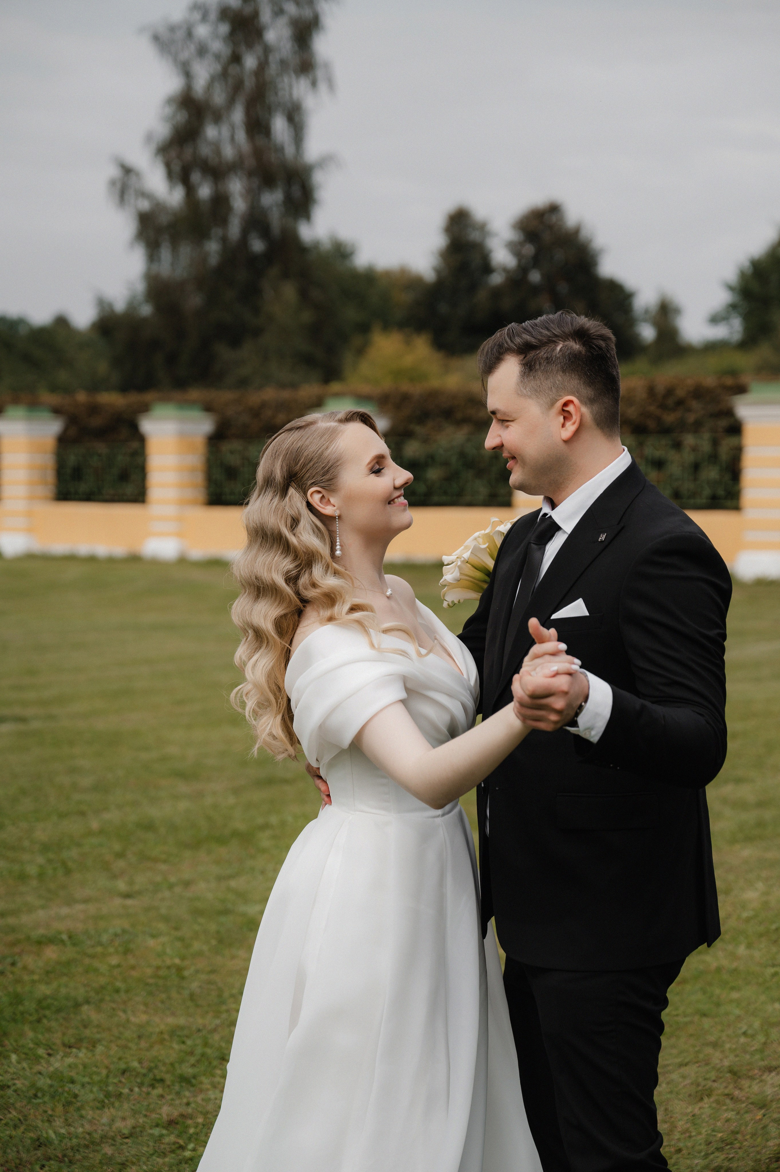 Илья и Ольга.Кусково. Свадебный фотограф Раменское-Москва