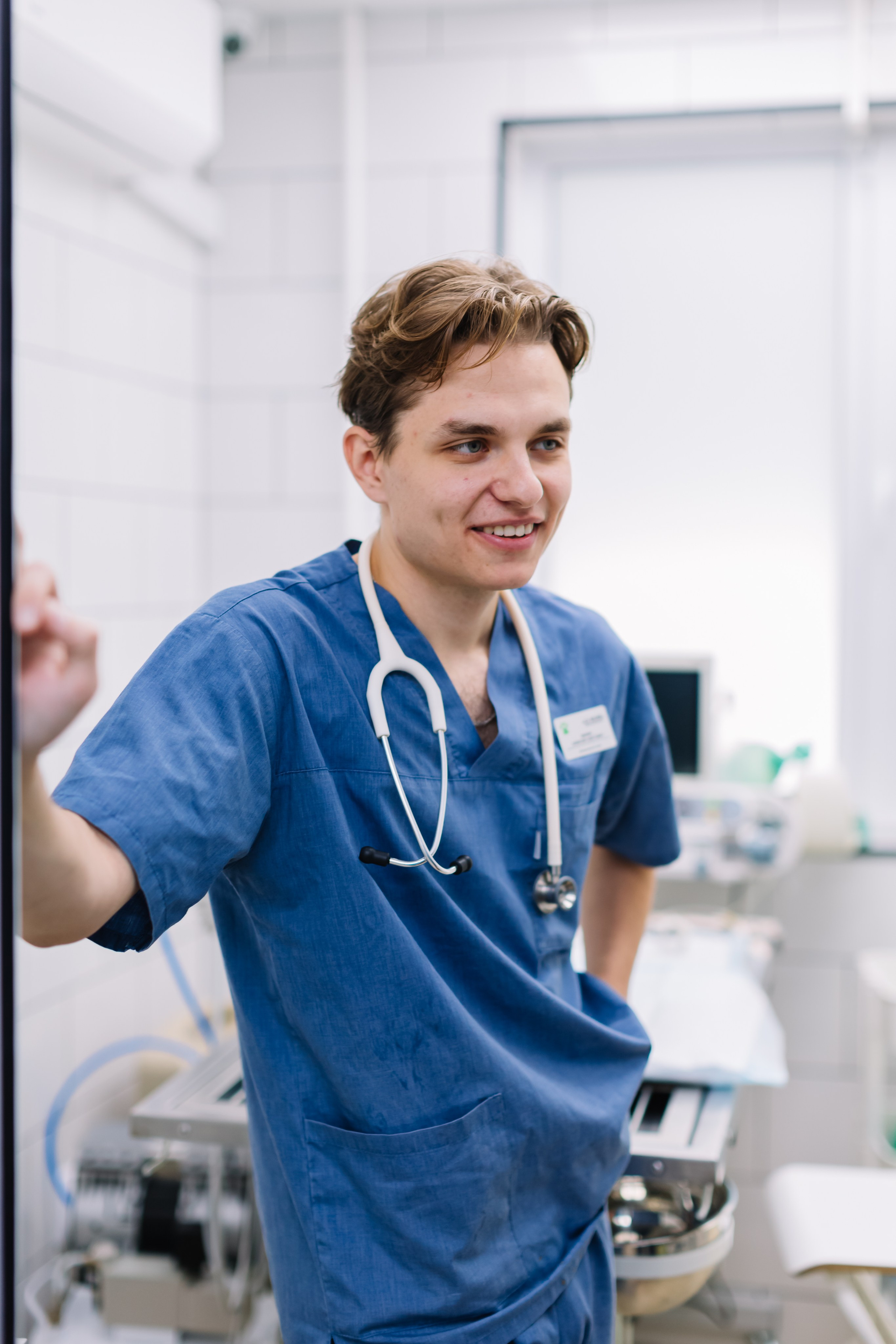 алёна малахова фотограф новосибирск семейный детский домашняя фотосессия в новосибирске день рождения репортажная съёмка фотосессия с лошадьми на конюшне деревня алтай  на природе фотосессия в детском саду мама и сын предложение руки и сердца идея  помолвка фотосессия берег закат детский день рождения годик торт аниматор лофт игровая продолжение следует prodoljenie_sleduet_  корпоратив тимбилдинг первоклашка линейка  контент  бизнес портрет оперный новат франция берет весна девушка