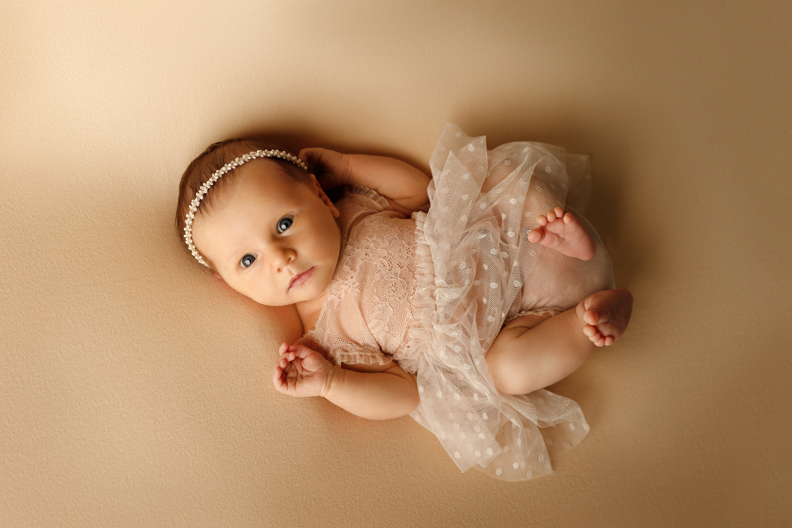 Фотосессия новорожденных малышей Екатеринбург. ТОПовый фотограф новорожденных newborn и беременности, Екатеринбург