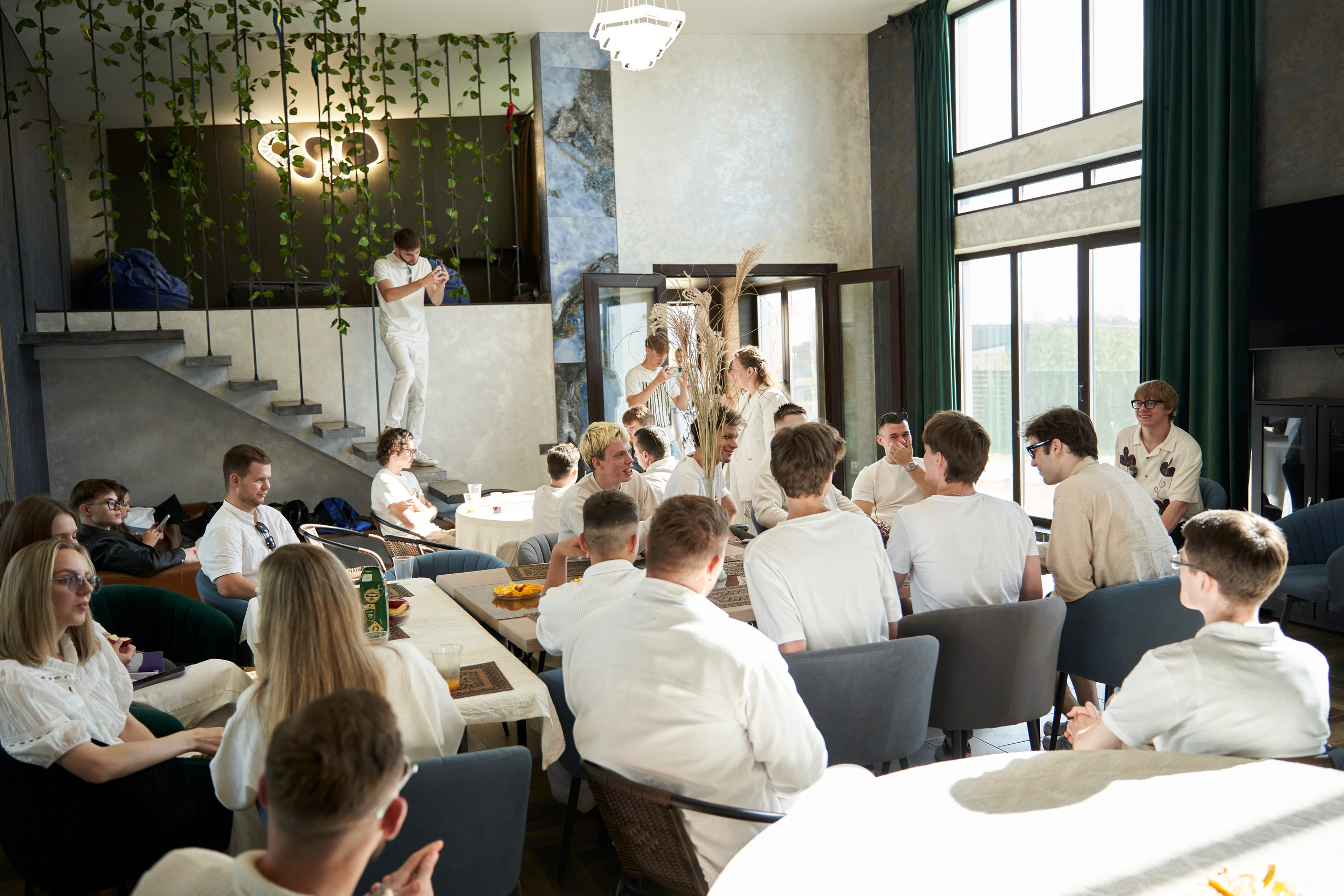 Выпускной Валентина. Главная