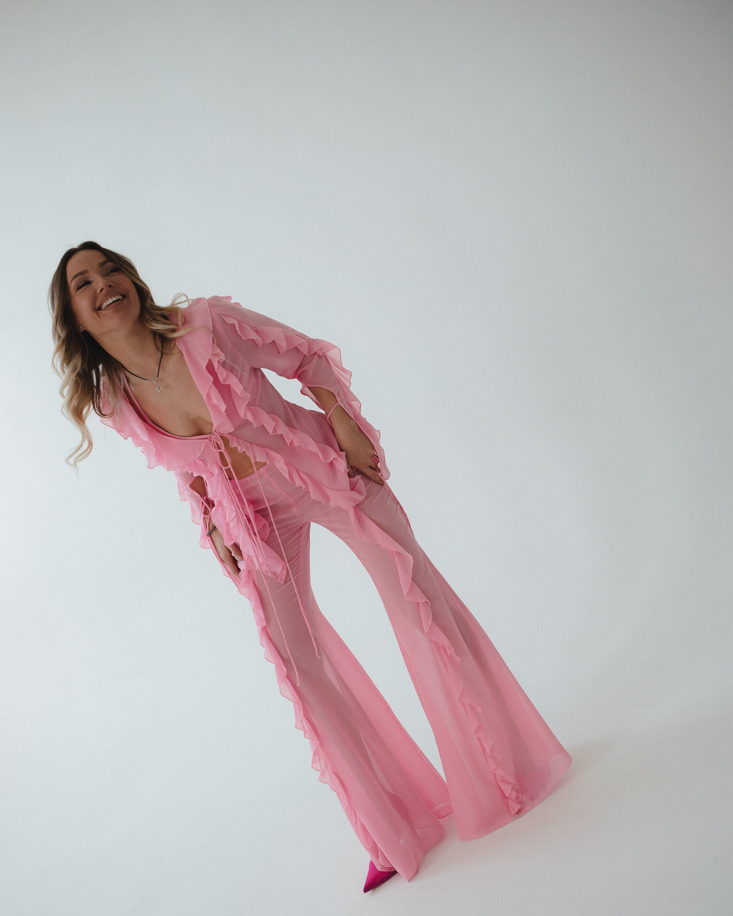 Monreve. Фотограф в Москве и Сургуте Алла Лесовая. Снимаю каталог для брендов и индивидуальные портреты для людей