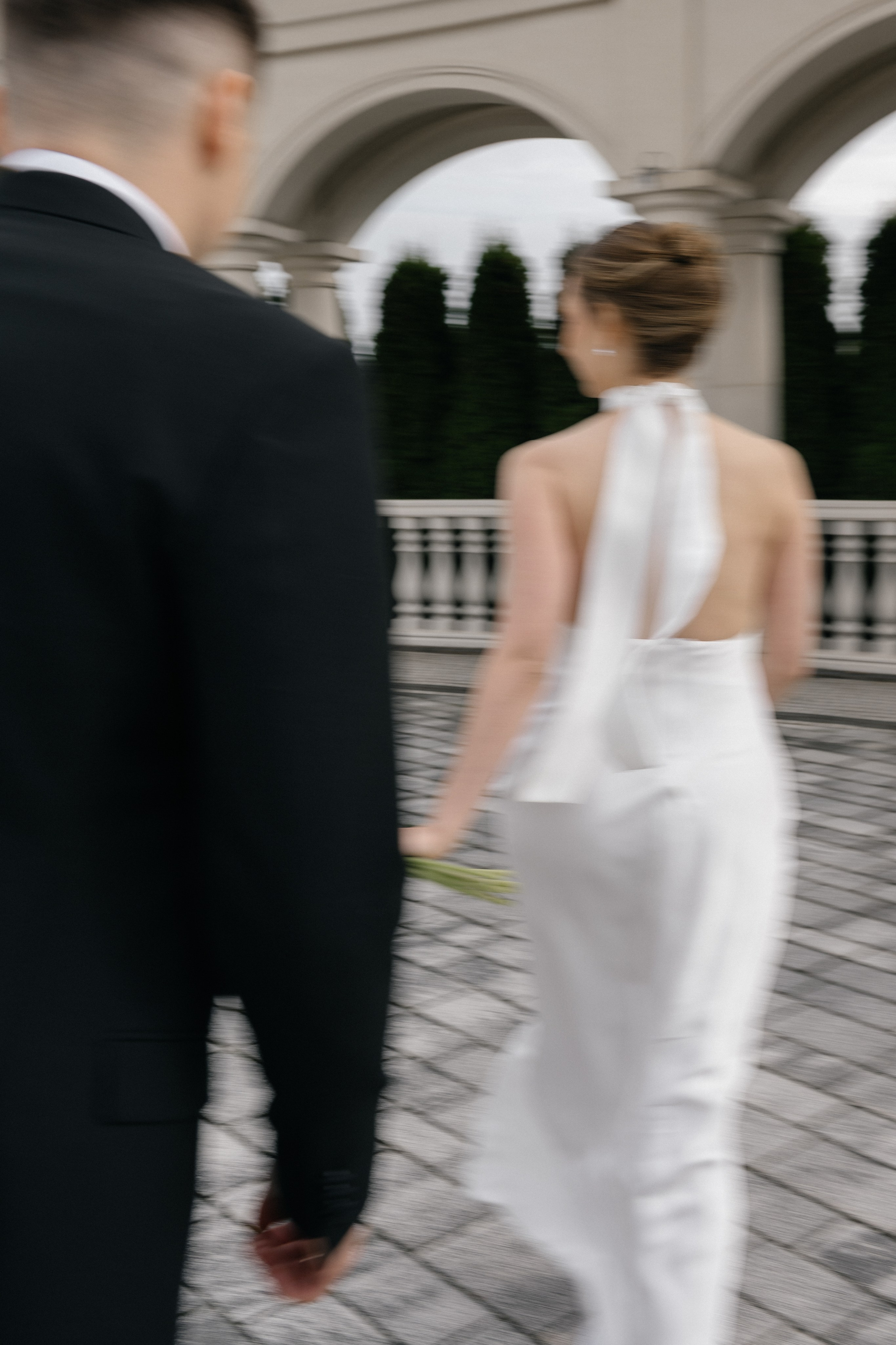 Wedding day in Martinique Bar. Wedding PHOTOGRAPHER Andrew Vnukov