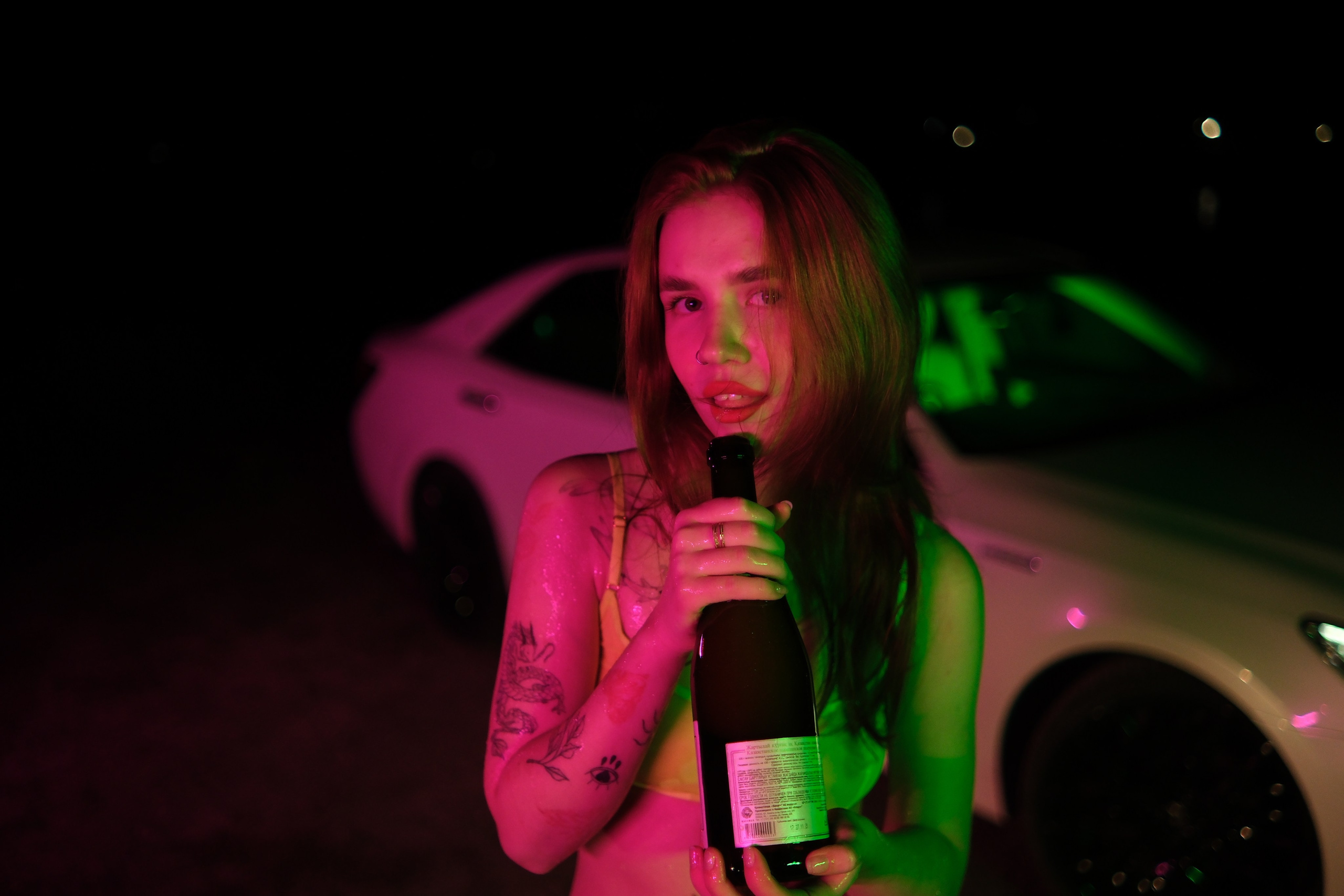 Неоновое настроение Насти. Фотограф Коробова Екатерина