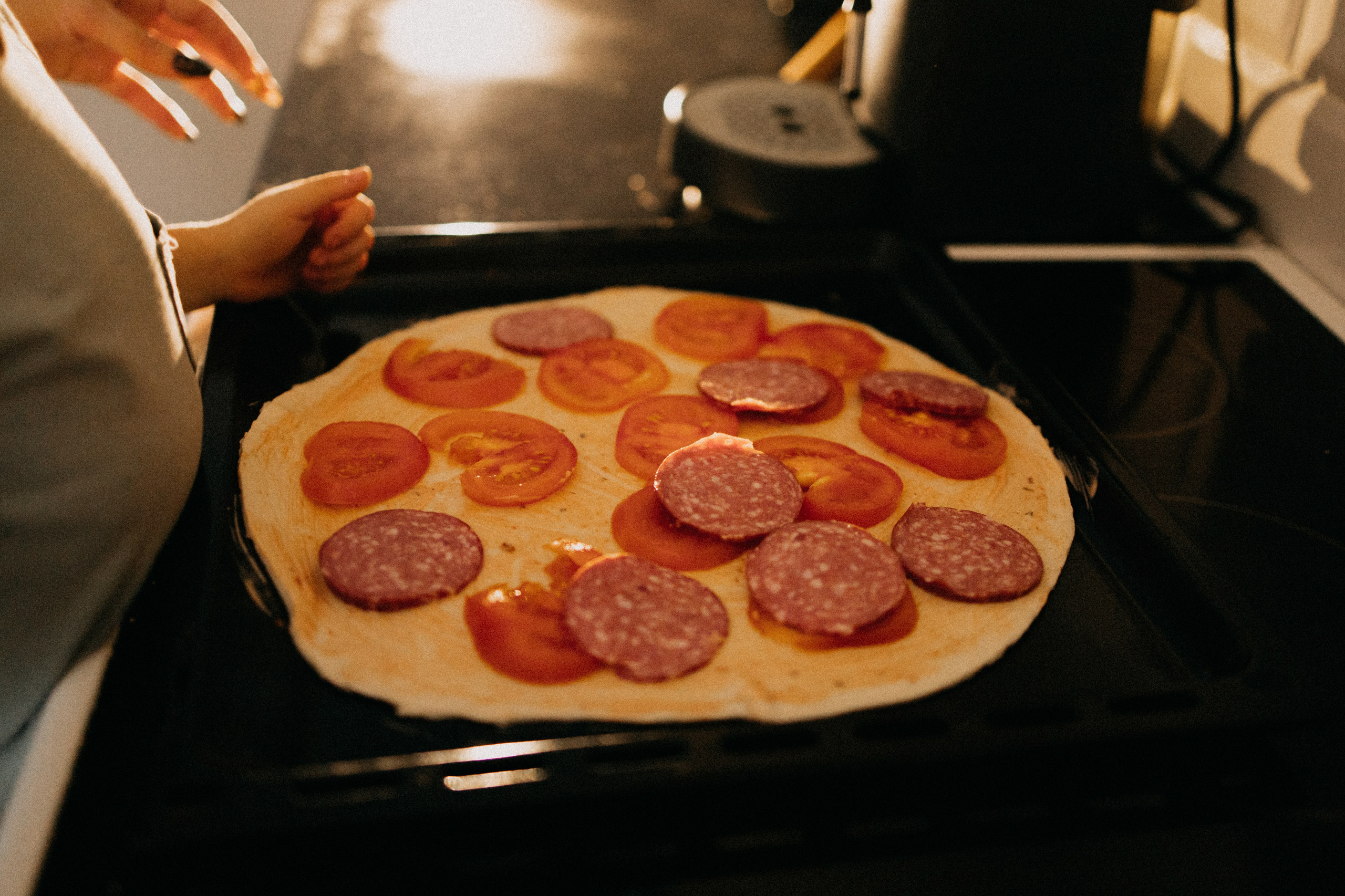 Пицца. Женя. Огоньки. Фотограф Настя Леонова