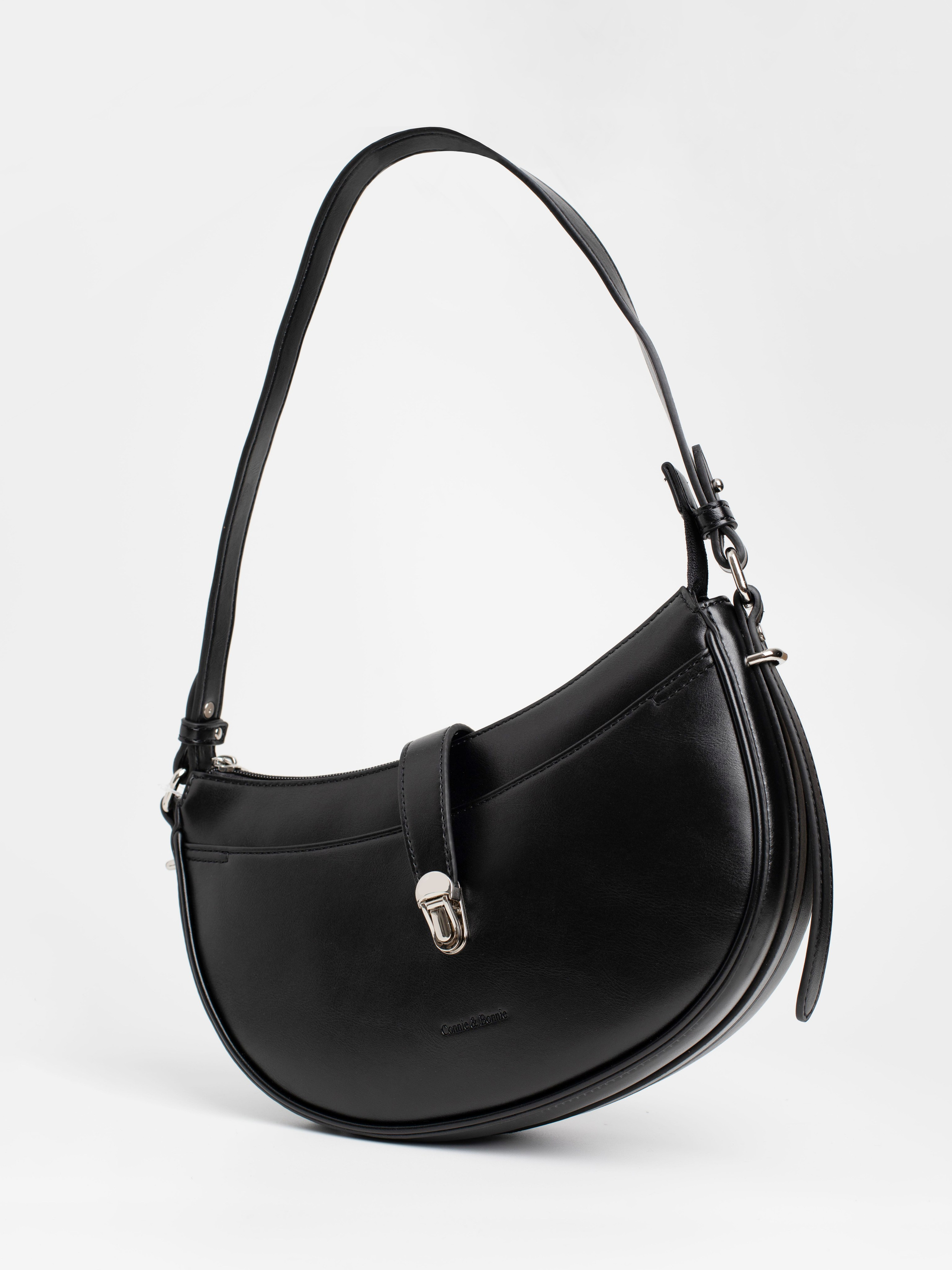 Женские сумки. Фотостудия предметной и модельной съёмки для маркетплейсов