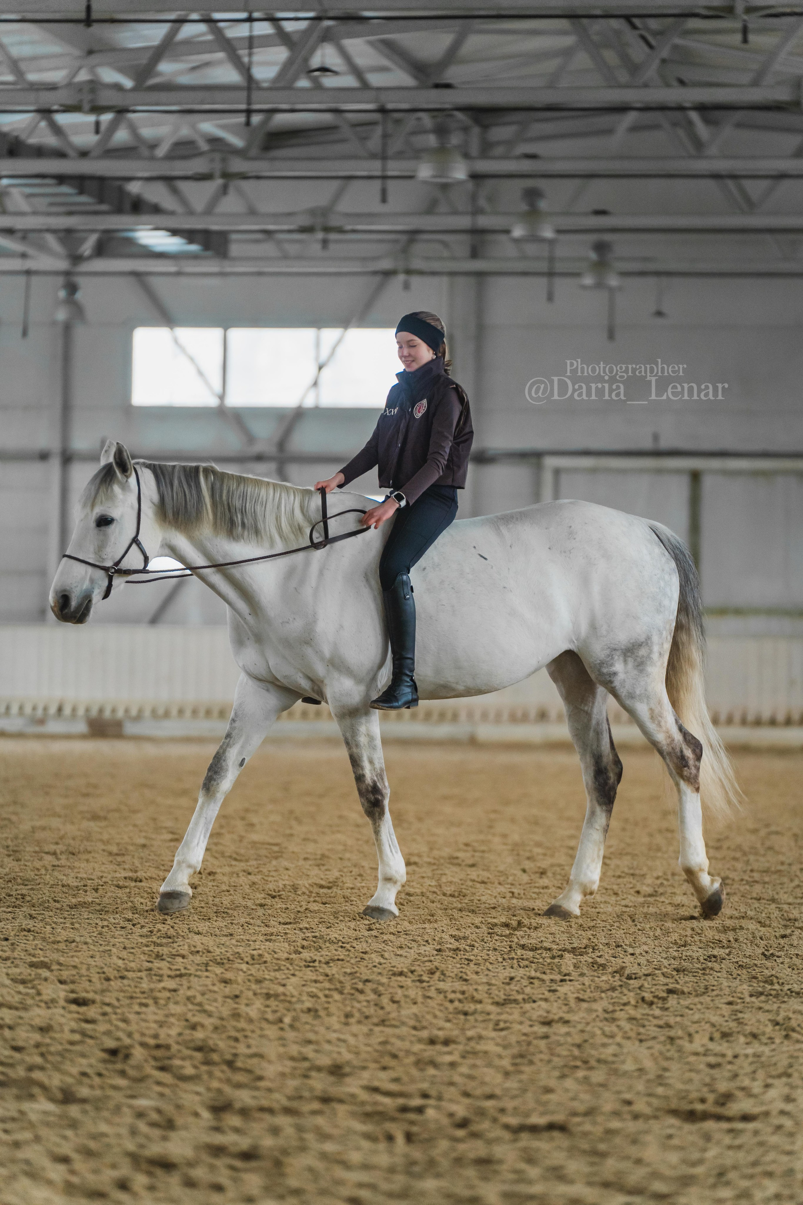 Настя и Луся. КК «Толстая лошадь». Фотограф в Москве Ленарская Дарья