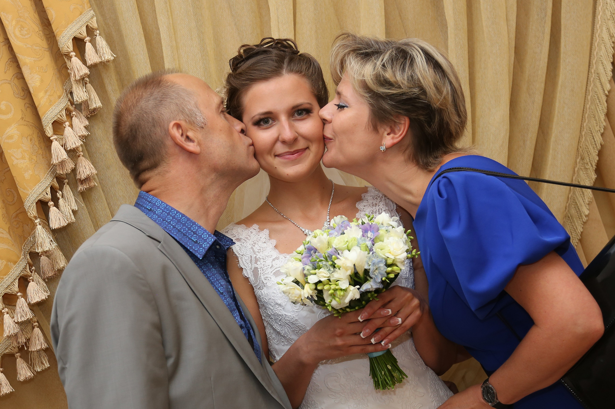 Школьный фотограф № 1 — Москва и МО | Роман Абрамов: выпускные альбомы, школьные фото, 20 лет опыта