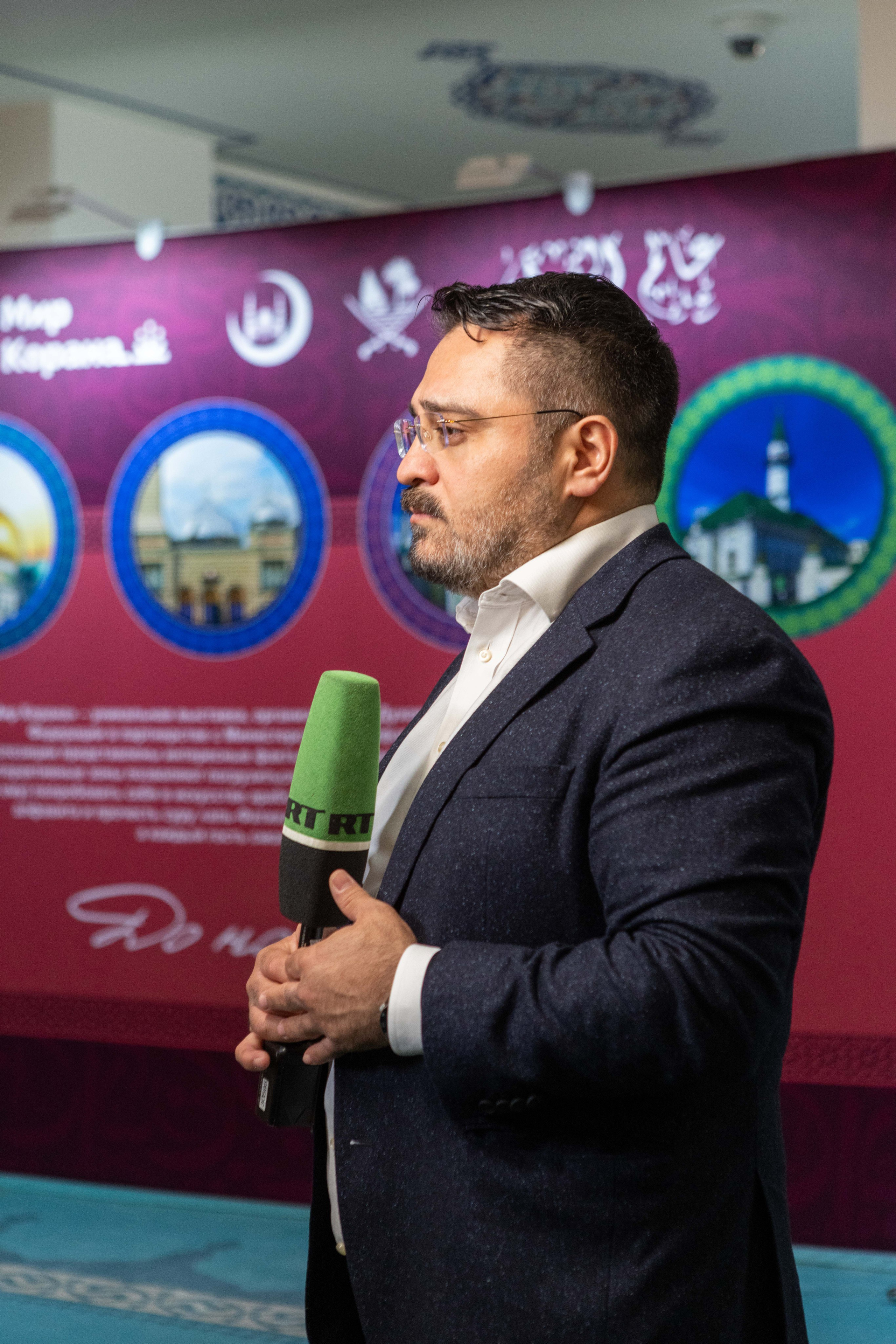 Открытие выставки Мир Корана. Рекламный, предметный, репортажный, семейный фотограф и художник в Москве