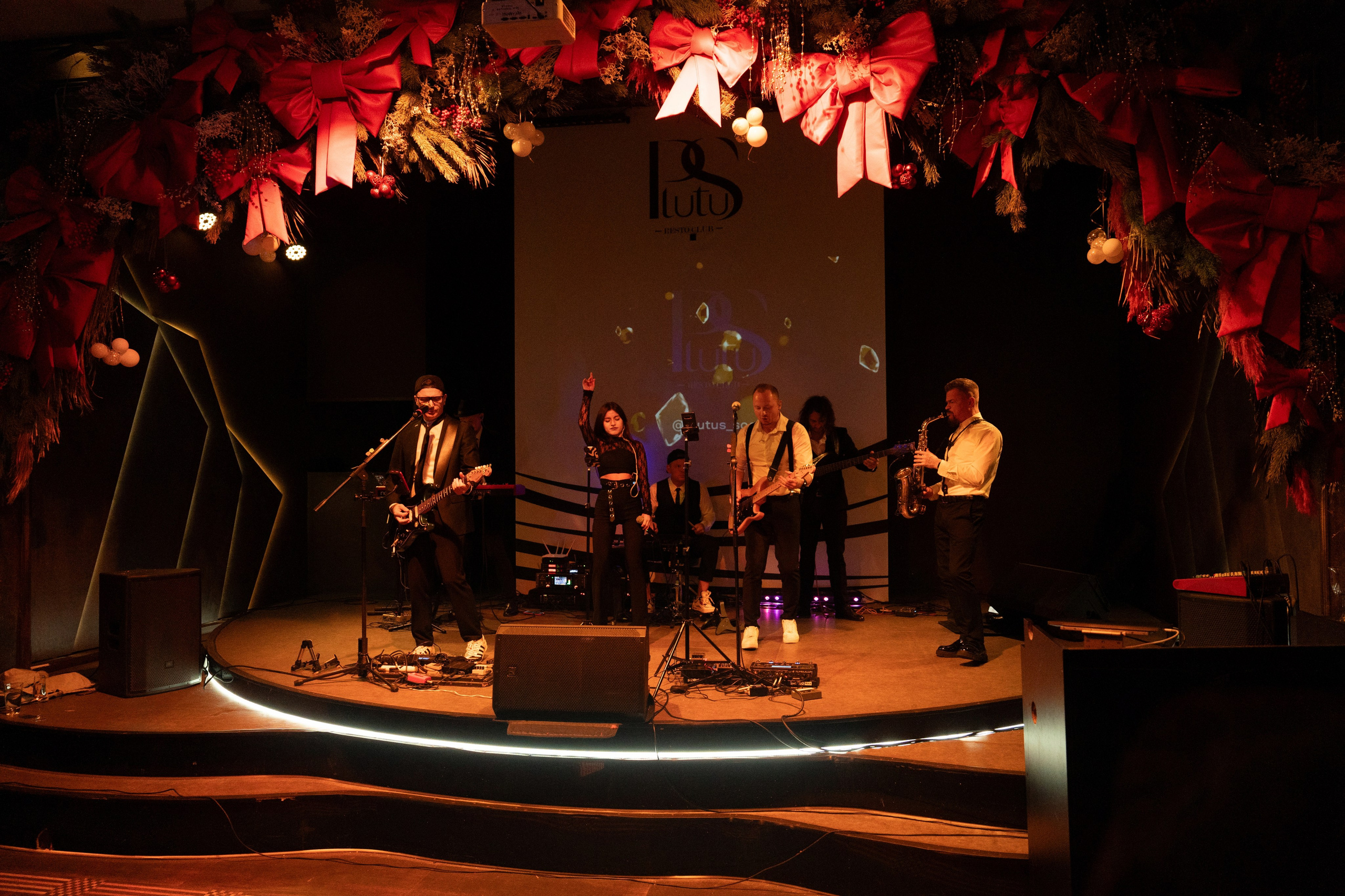 Гала-ужи «Акваполис». Репортажный фотограф в Красной Поляне и Сочи Павлюченко Екатерина