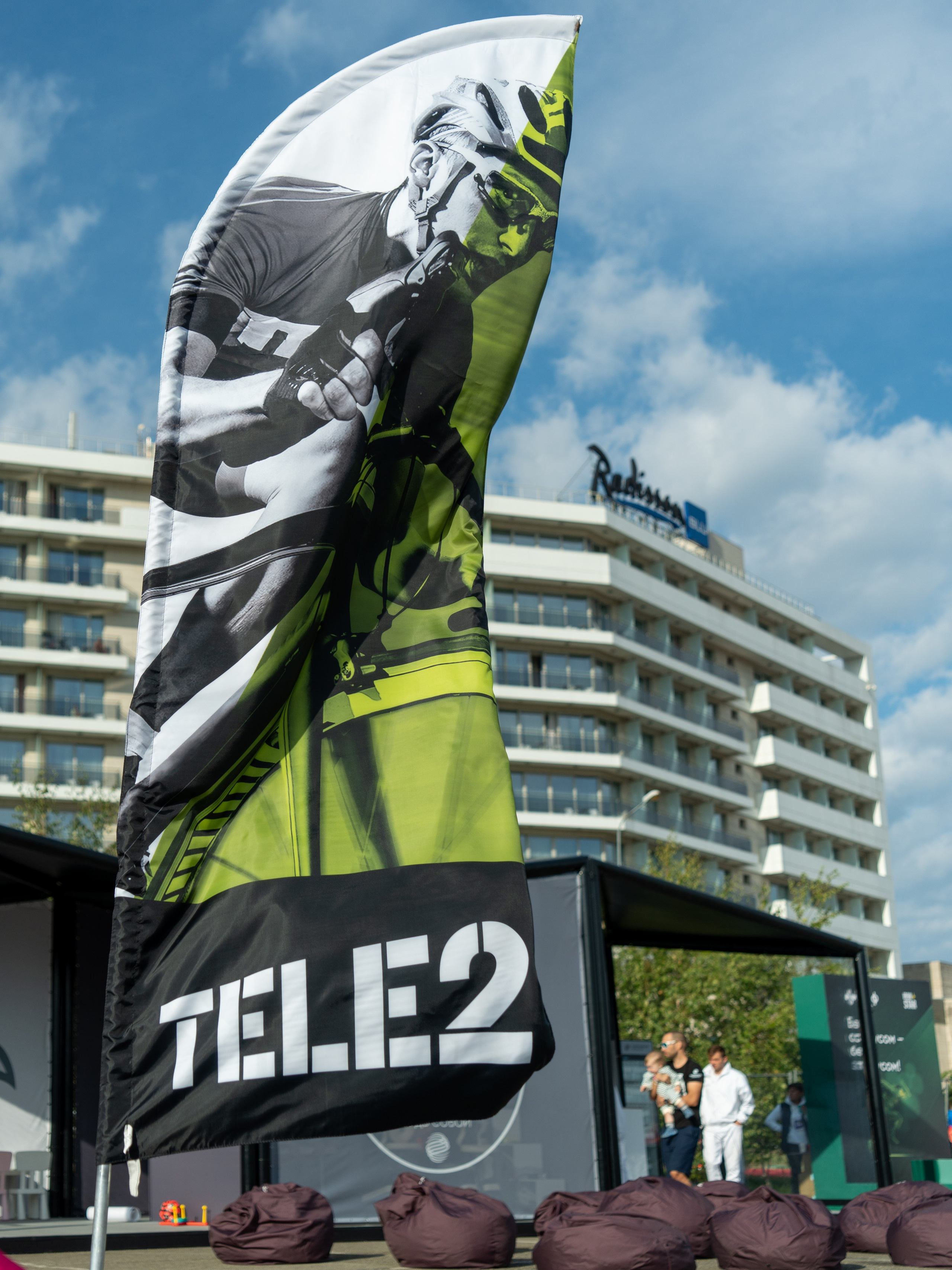 Фотоотчет партнерской интеграции для компании TELE2 на фестивале Ironstar. Репортажный фотограф в Красной Поляне и Сочи Павлюченко Екатерина