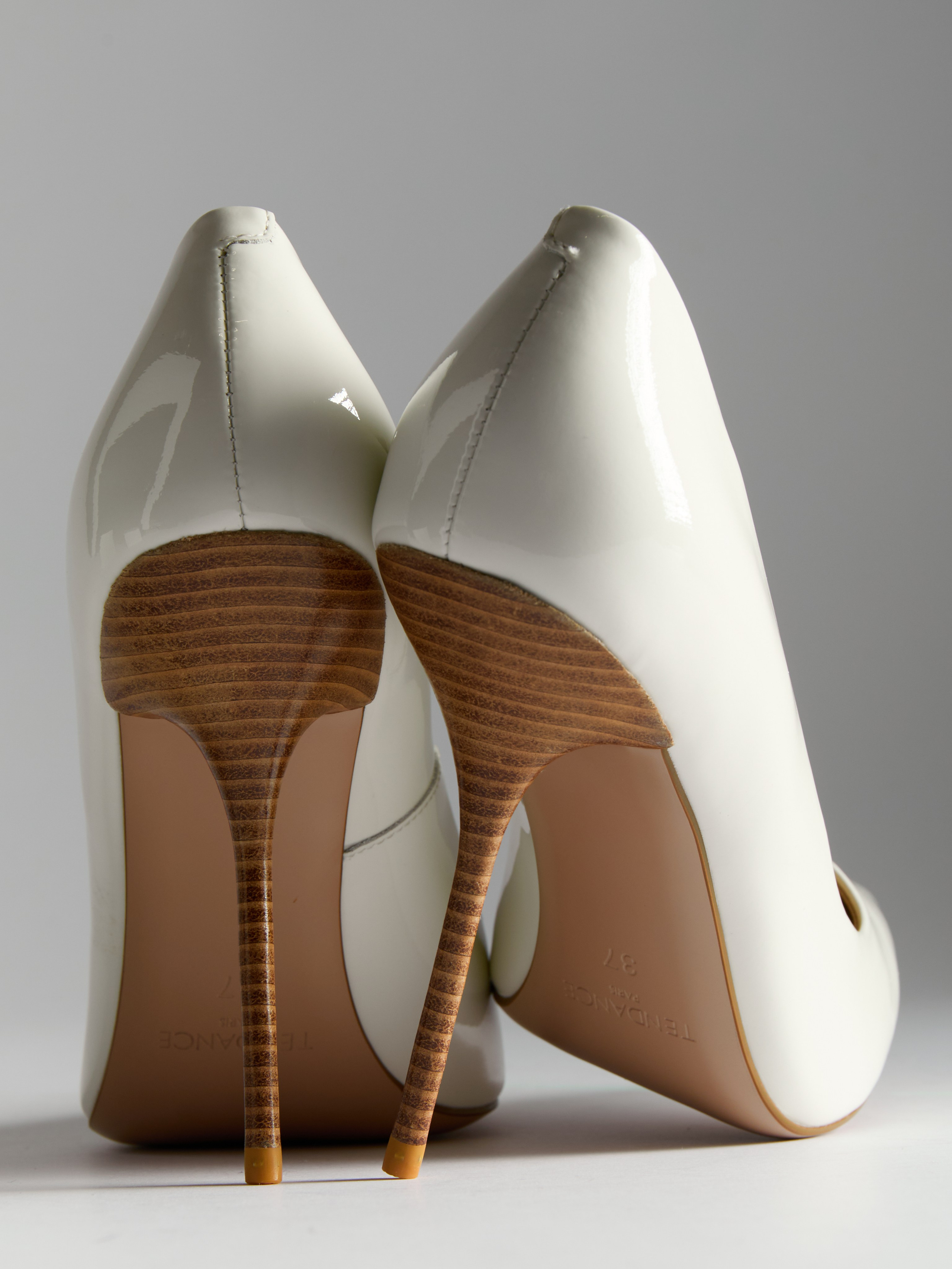 Предметный фотограф в Москве Евгений Шубин