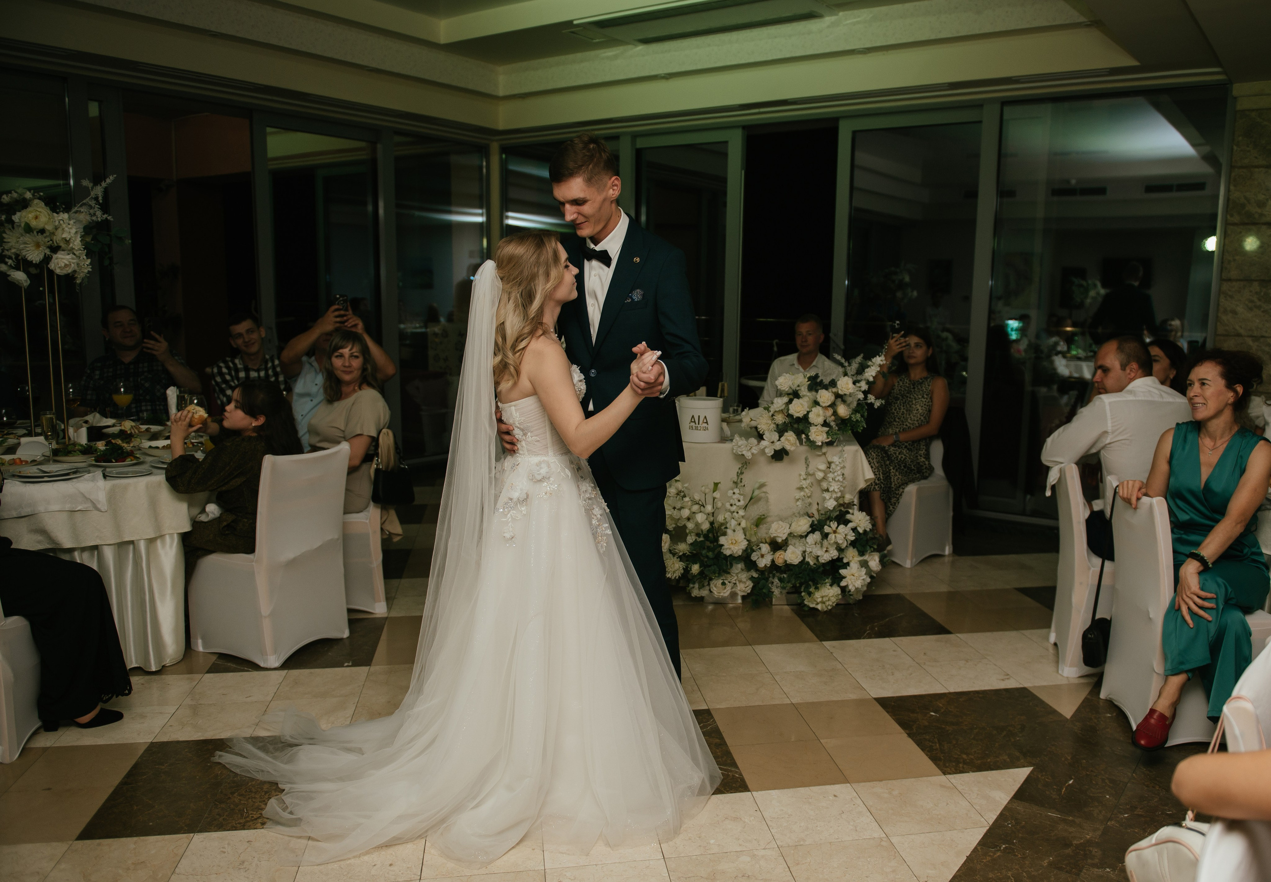 Александр и Александра. Свадебный, женский, семейный фотограф в Севастополе Юлия Мошенко