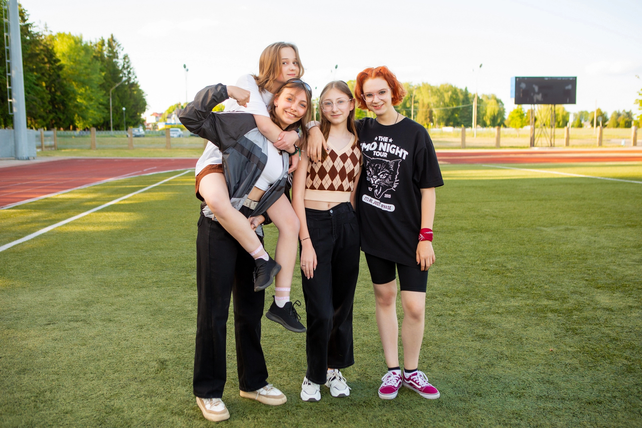 Групповые фотографии. ProAlbom — Выпускные альбомы в Кореновске и Краснодарском крае