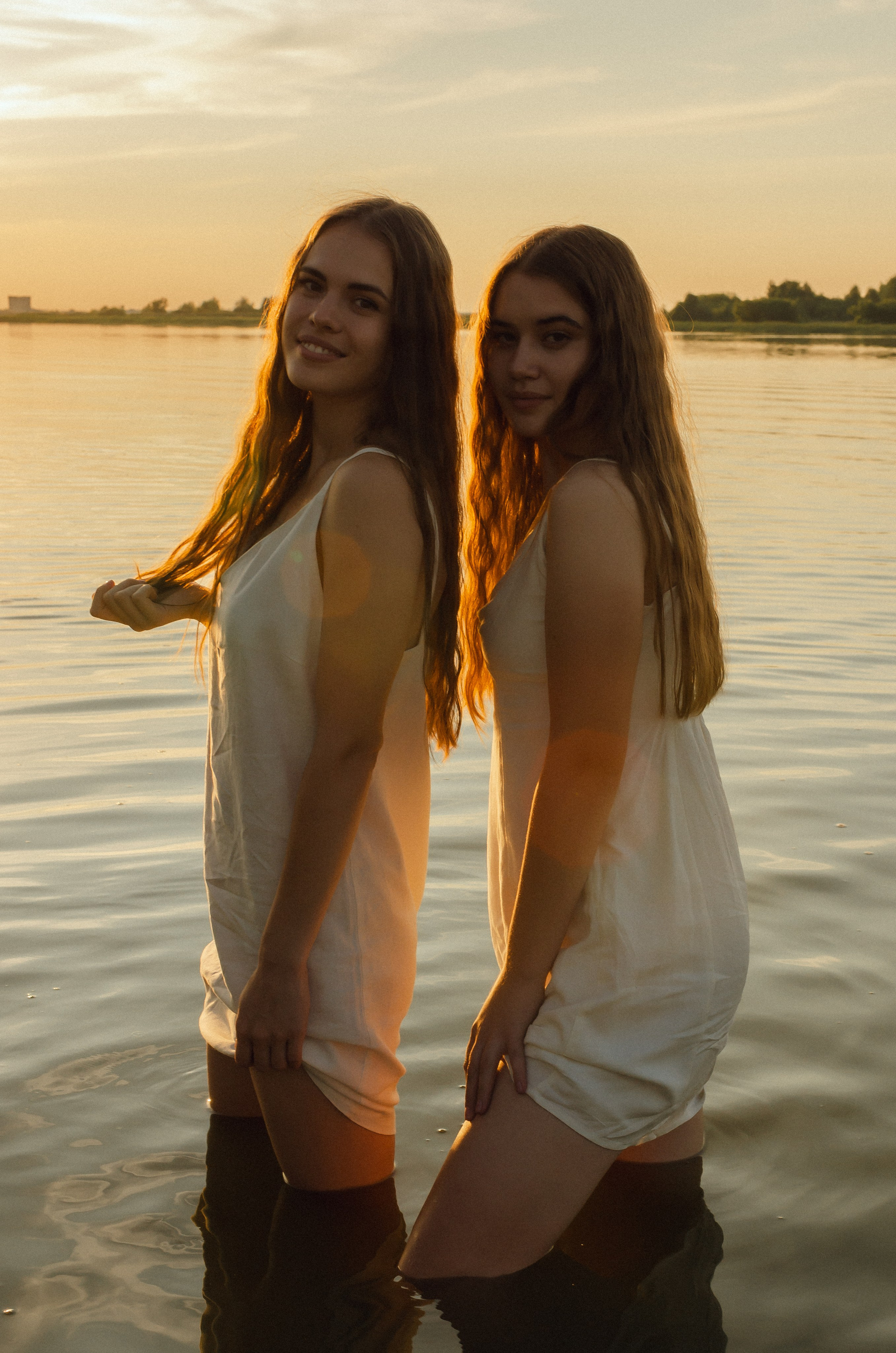 Таня и Инна. Летняя съемка сестер. Семейный фотограф в Барнауле Ирина Ястребова