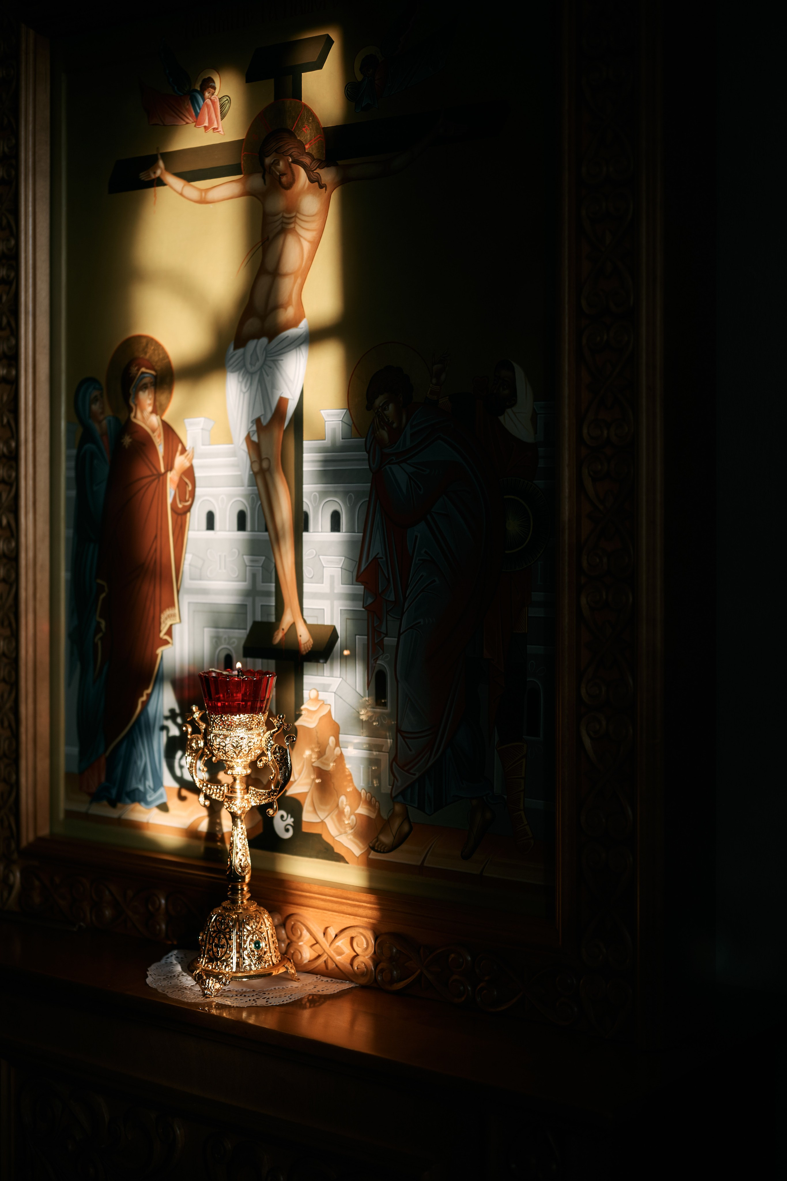 Крещение в храме Преполовения Пятидесятницы во Пскове. Свадебный фотограф Надежда Максимова