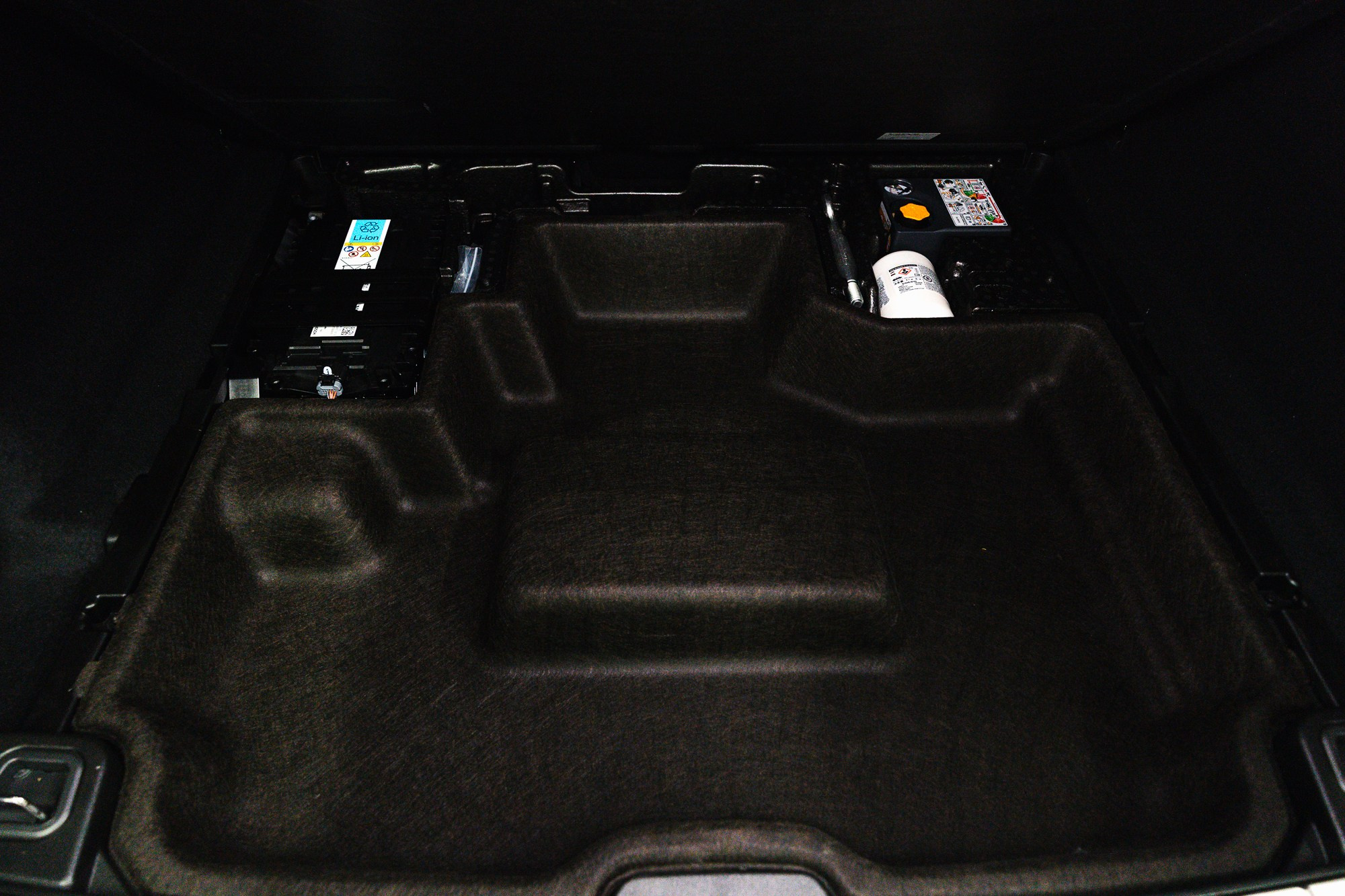 Volvo XC60 2.0 T5 4WD AT (250 л. с.). Автосалон «Х-Авто»