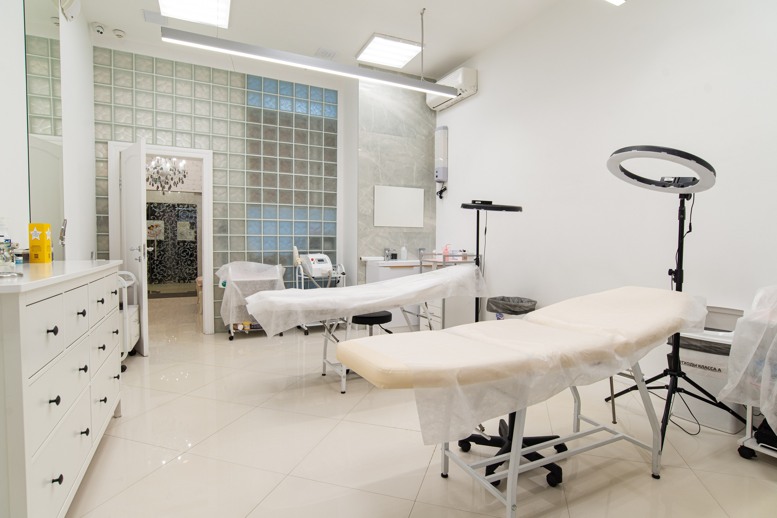 Интерьерная съёмка салонов красоты Makeup Tattoo. Репортажный и персональный фотограф в Москве