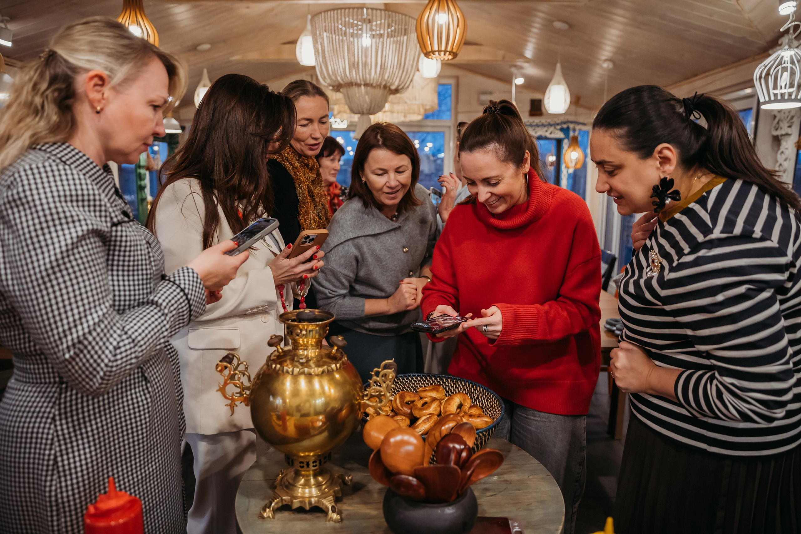 Родные люди «Русское чаепитие». Леся Гаранина. Семейный фотограф/видеограф Москва и область