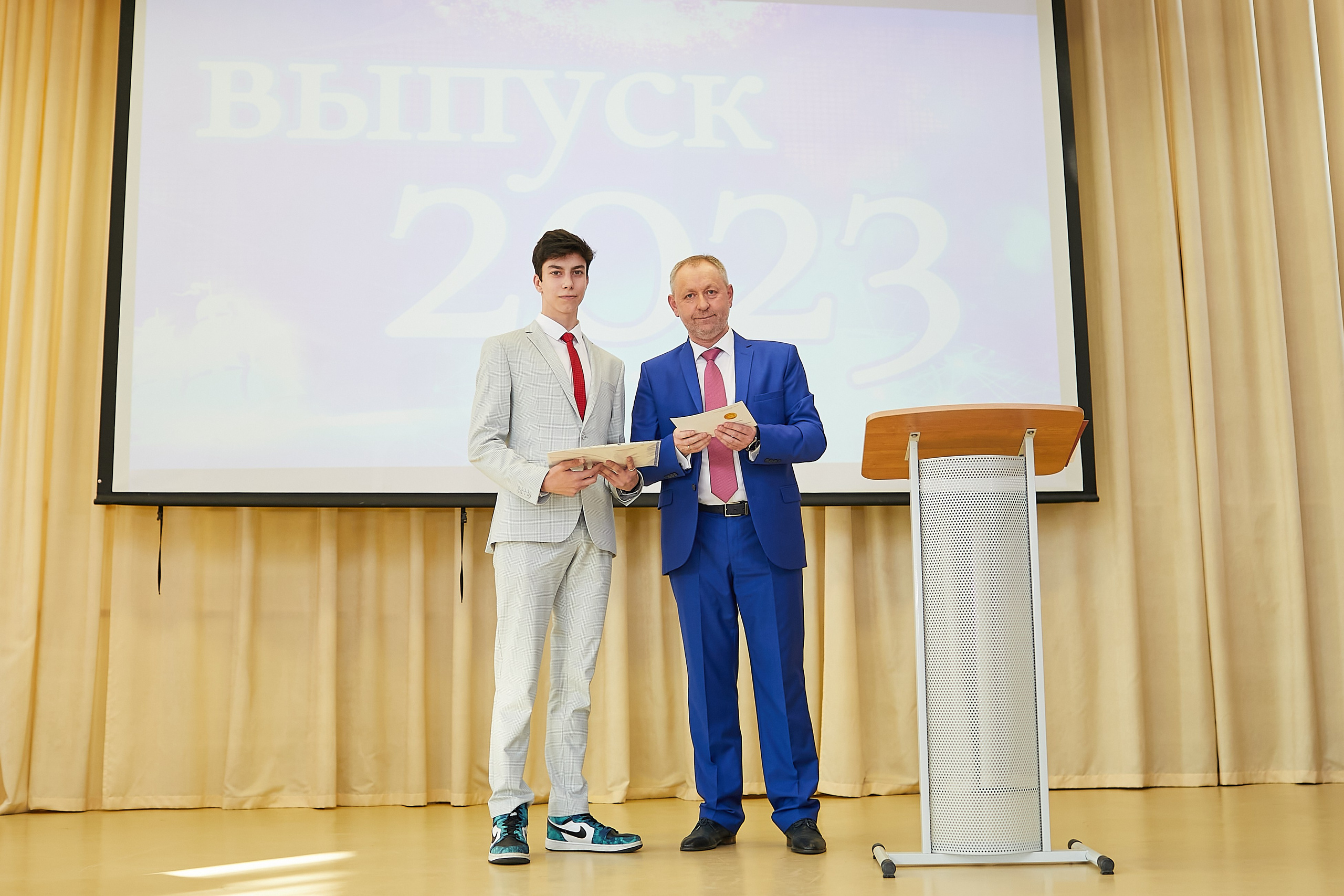 Выпускной 2023. Александр Осин — корпоративный и семейный фотограф в Москве