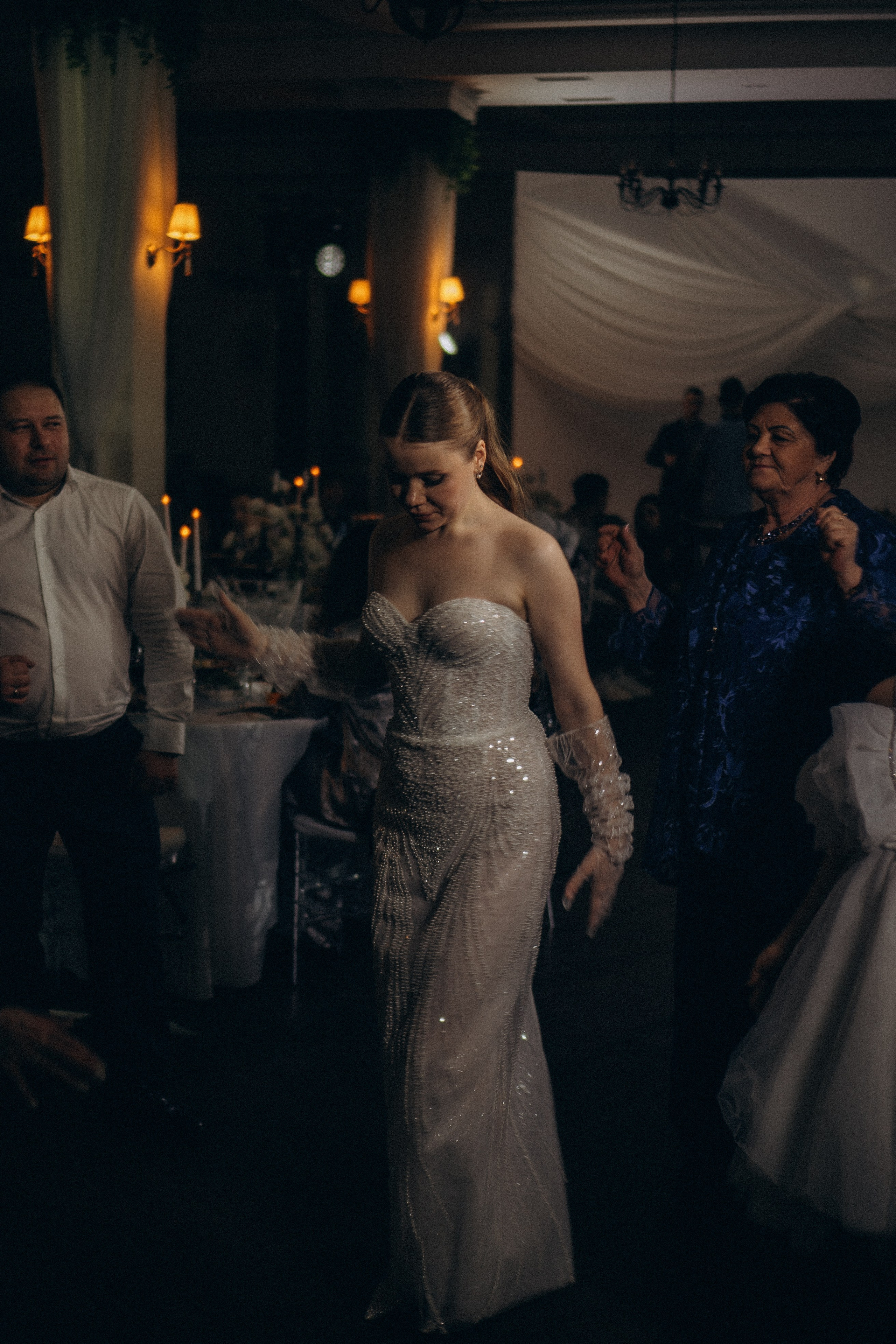 СЬЕМКА СВАДЕБНОГО БАНКЕТА (СНЯТО В СИБИРЕ В НИЖНЕВАРТОВСКЕ). Профессиональный фотограф, Санкт-Петербург — Виктория Богомолова