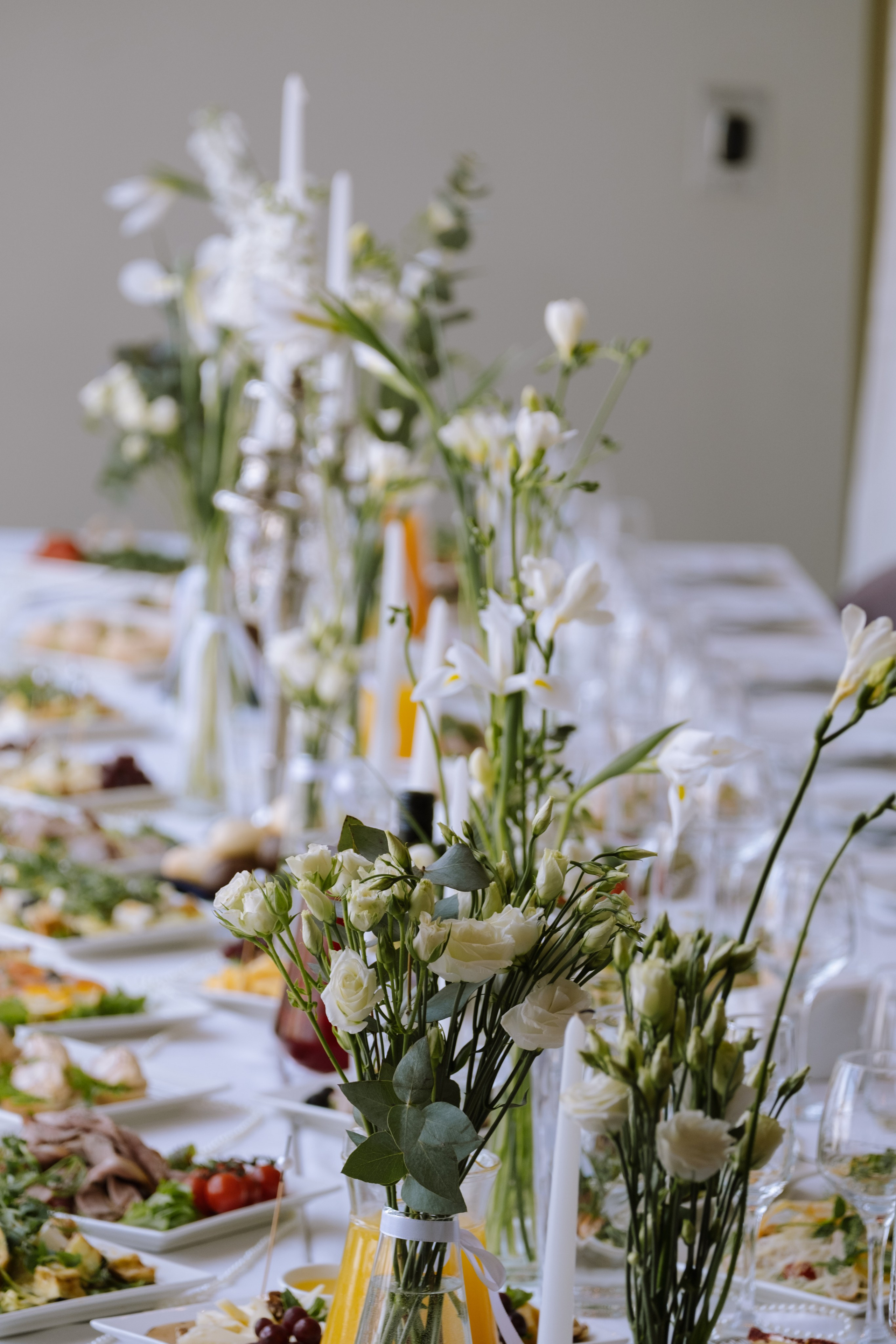 СВАДЕБНЫЙ БАНКЕТ НА ВЛАДИМИРСКОЙ В САНКТ-ПЕТЕРБУРГЕ (КАМЕРНАЯ СВАДЬБА). Профессиональный фотограф, Санкт-Петербург — Виктория Богомолова